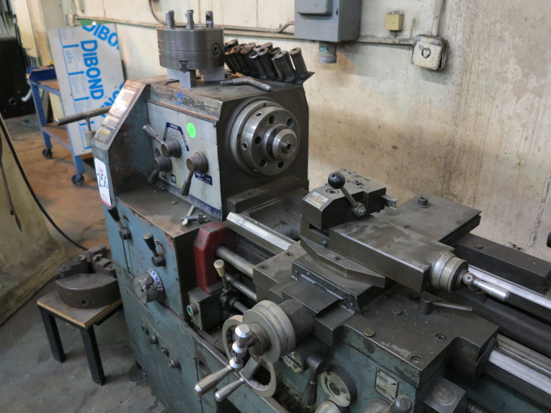 VICTOR 1630 ENGINE LATHE, 16" X 30", S/N 55257, W/ TAILSTOCK, STEADY REST, 12" 3-JAW CHUCK, LOTS - Image 3 of 6