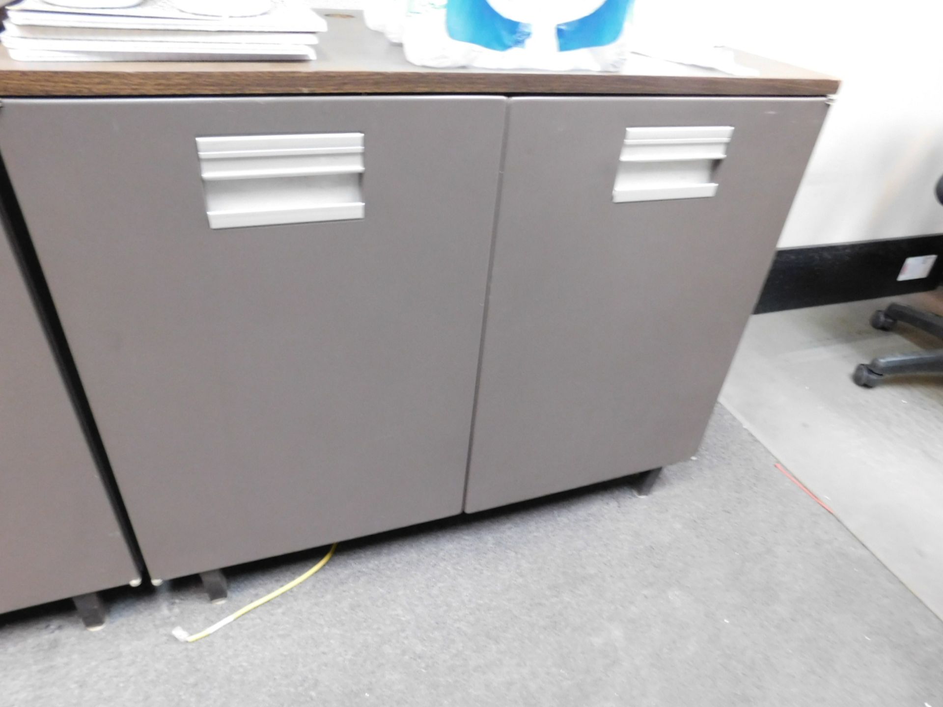 LOT - (3) LATERAL FILE CABINETS AND (3) 2-DOOR OFFICE STORAGE CABINETS - Image 6 of 6