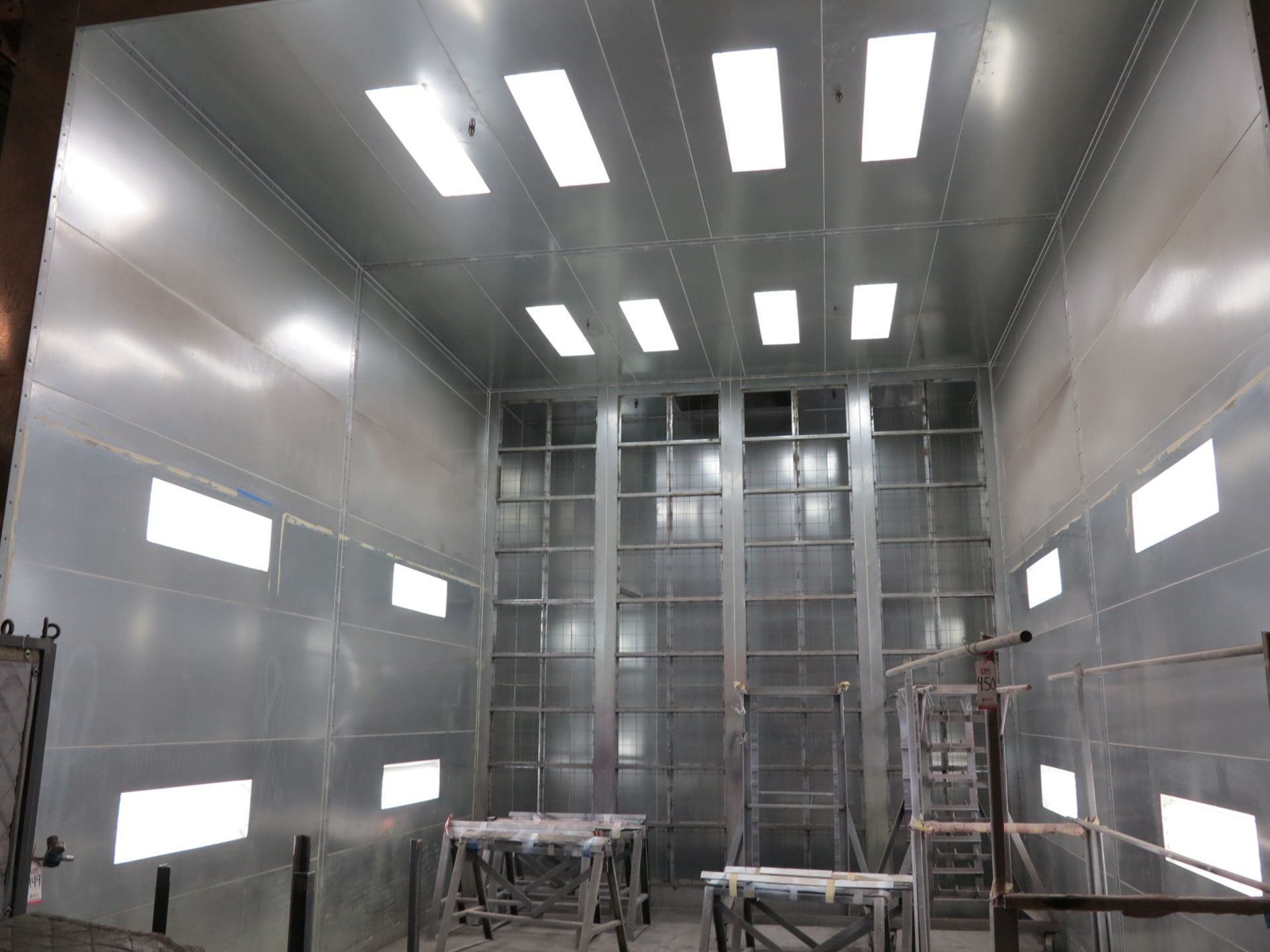 J&M PAINT BOOTH, OPENING IS 16'W X 20'D X 17'HT, OVERHEAD AND SIDE LIGHTING, VERY CLEAN, VERY - Image 2 of 6