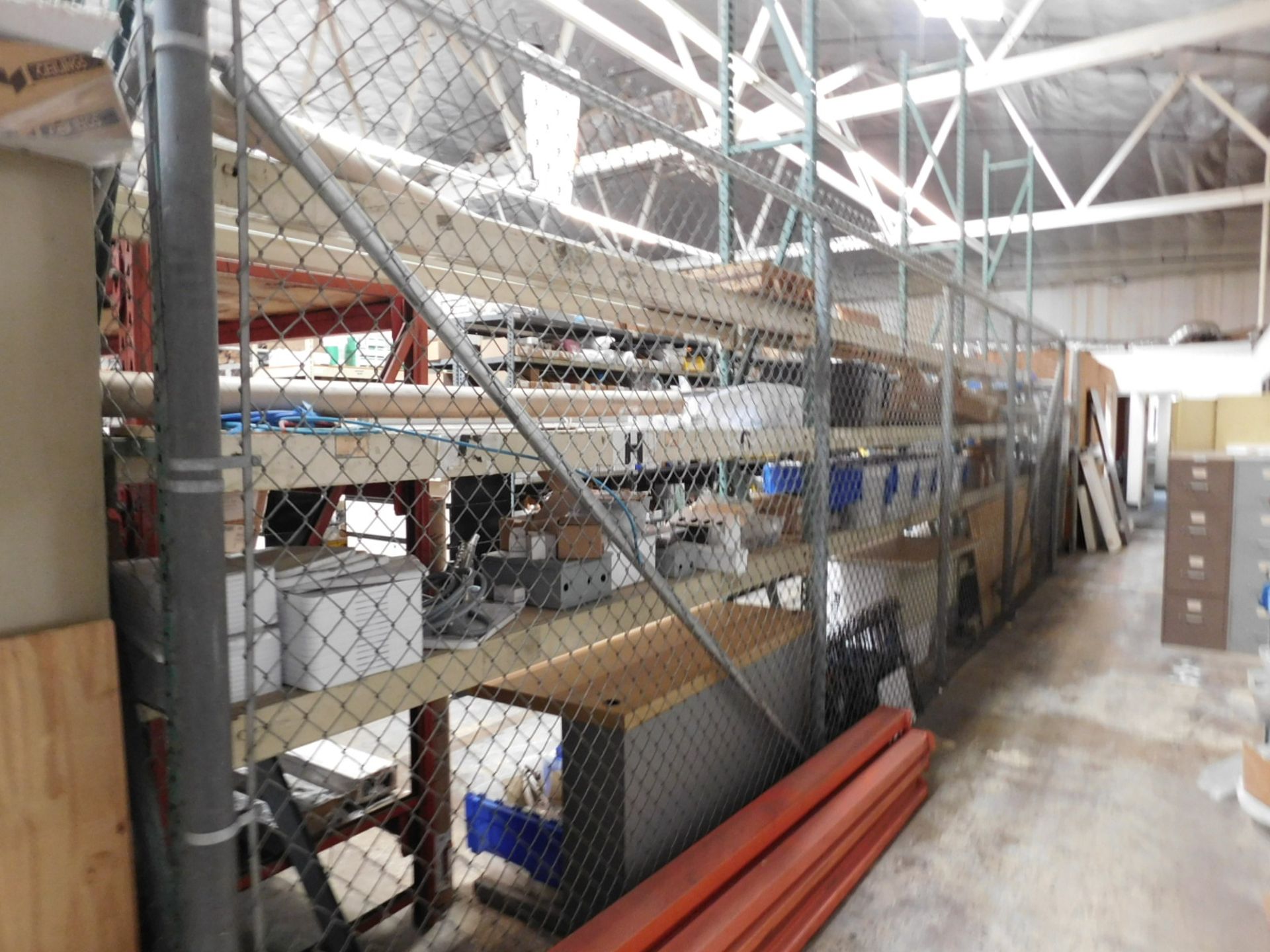 LOT - FENCING IN SHIPPING & RECEIVING AREA: APPROXIMATELY 48' X 24', 3-SIDED, W/ 12' ROLLING GATE, - Image 3 of 4