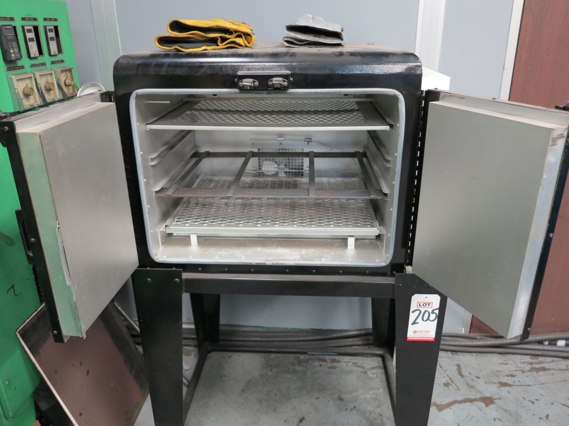 GRIEVE INDUSTRIAL OVEN, MODEL MT-550, WATTS: 2,400, VOLTS: 115, SINGLE PHASE - Image 2 of 2