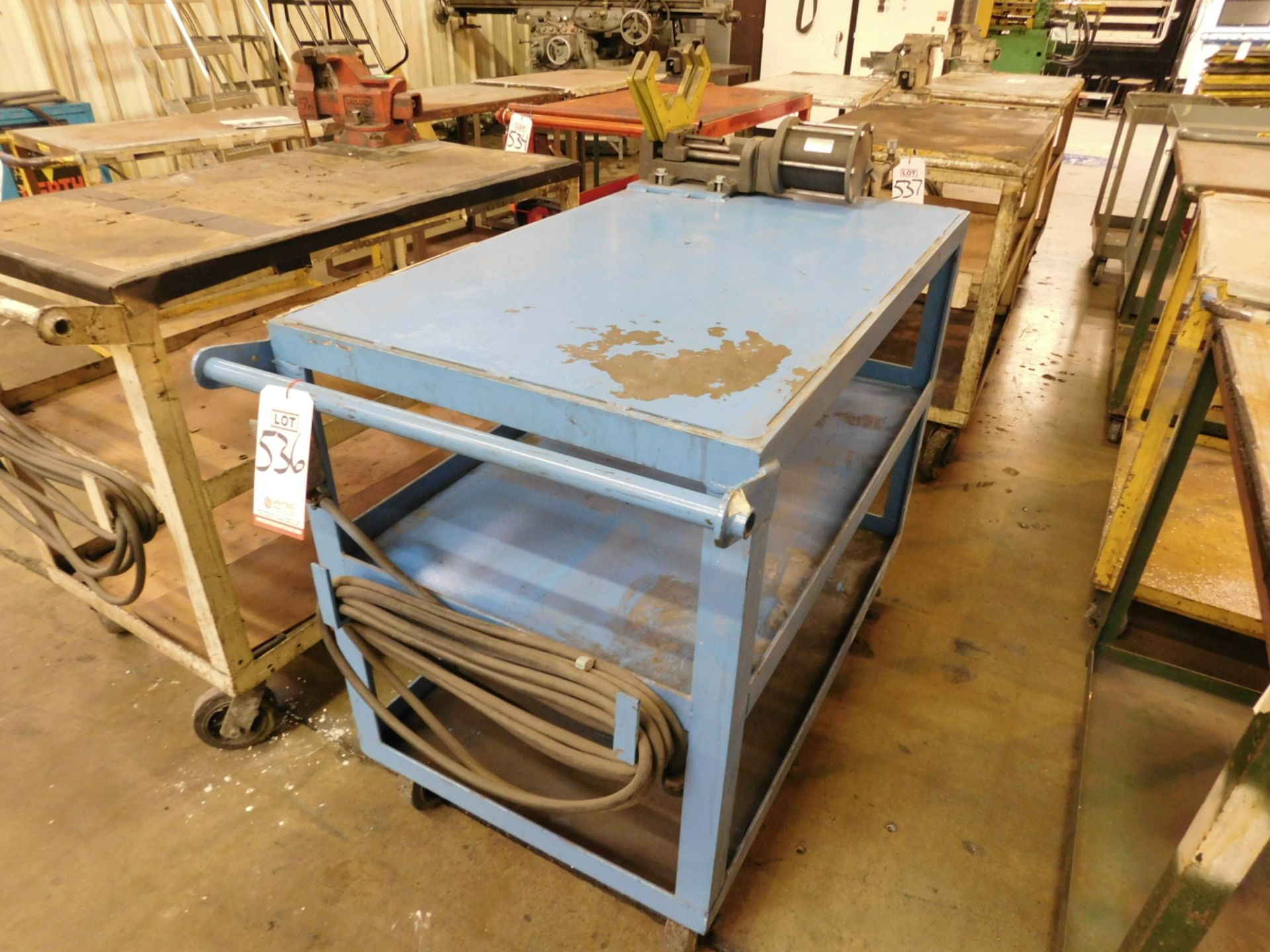 HEAVY DUTY SHOP CART, 25" X 43", W/ HEINRICH AIR CLAMP