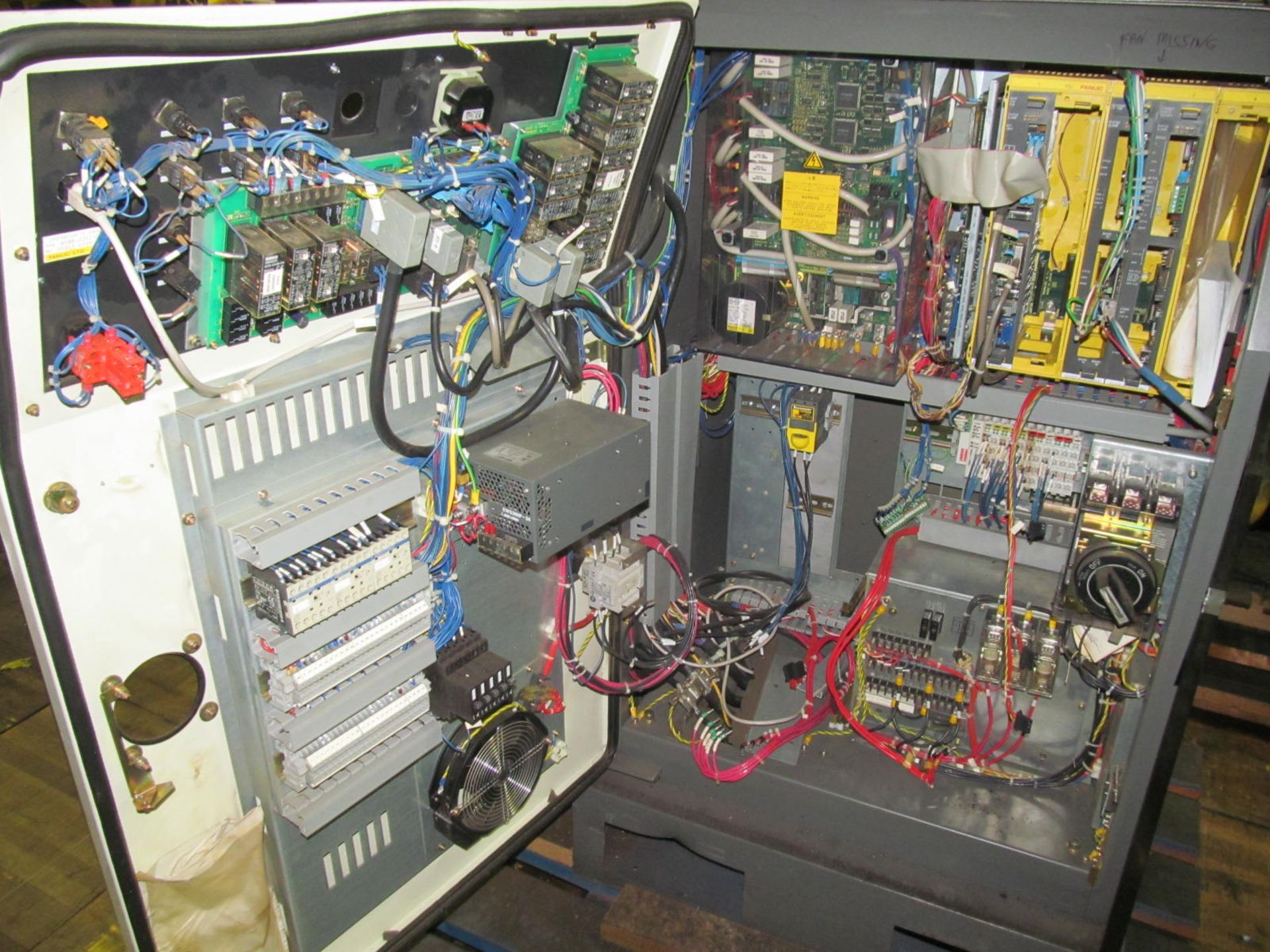 6-AXIS FANUC S-420iW ROBOT, S/N R01903555 (2001), TYPE A05B-1313-B503, R-J2 CONTROL, (LOC.-M23) - Image 4 of 4