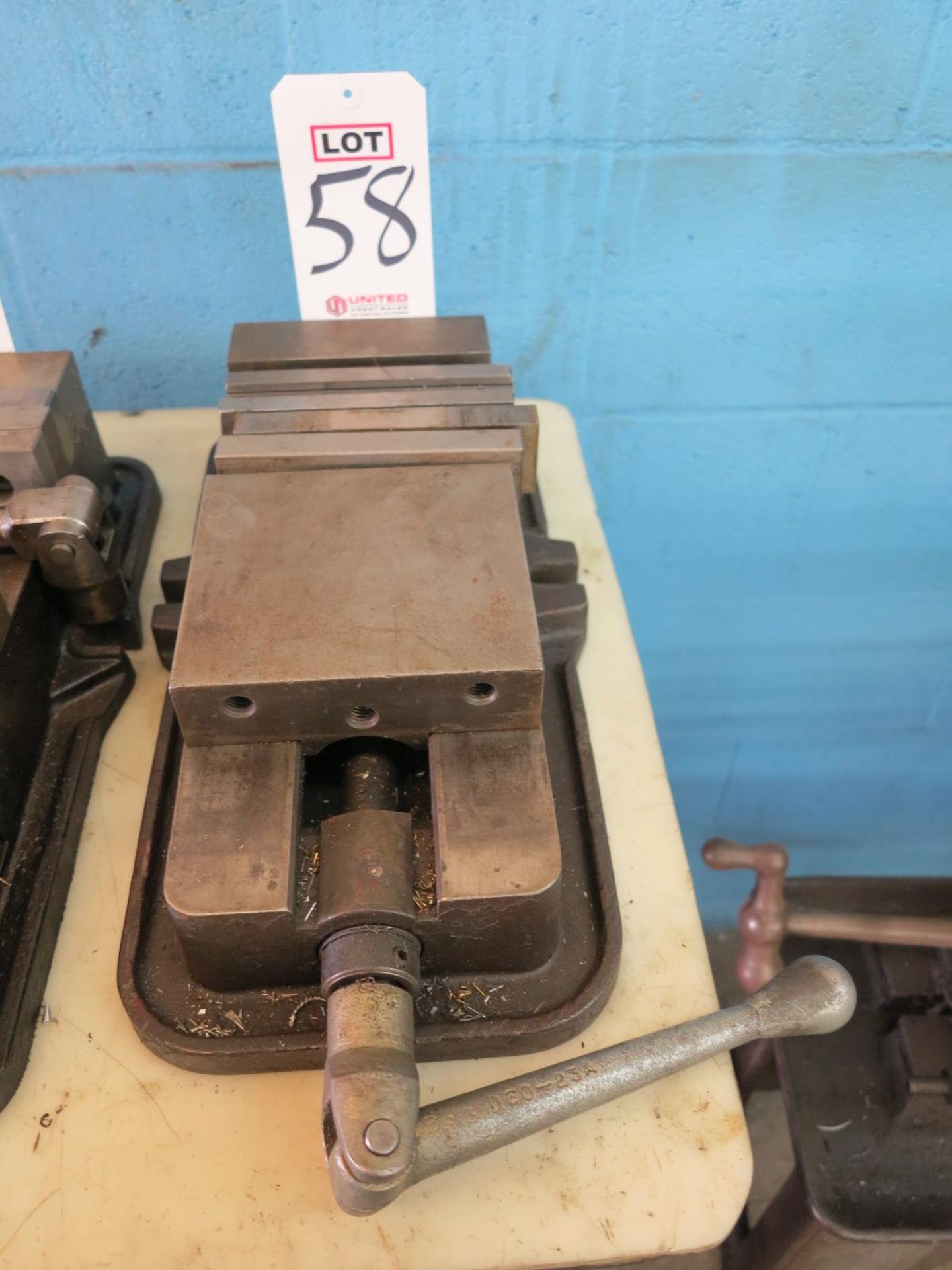 6" MACHINE VISE