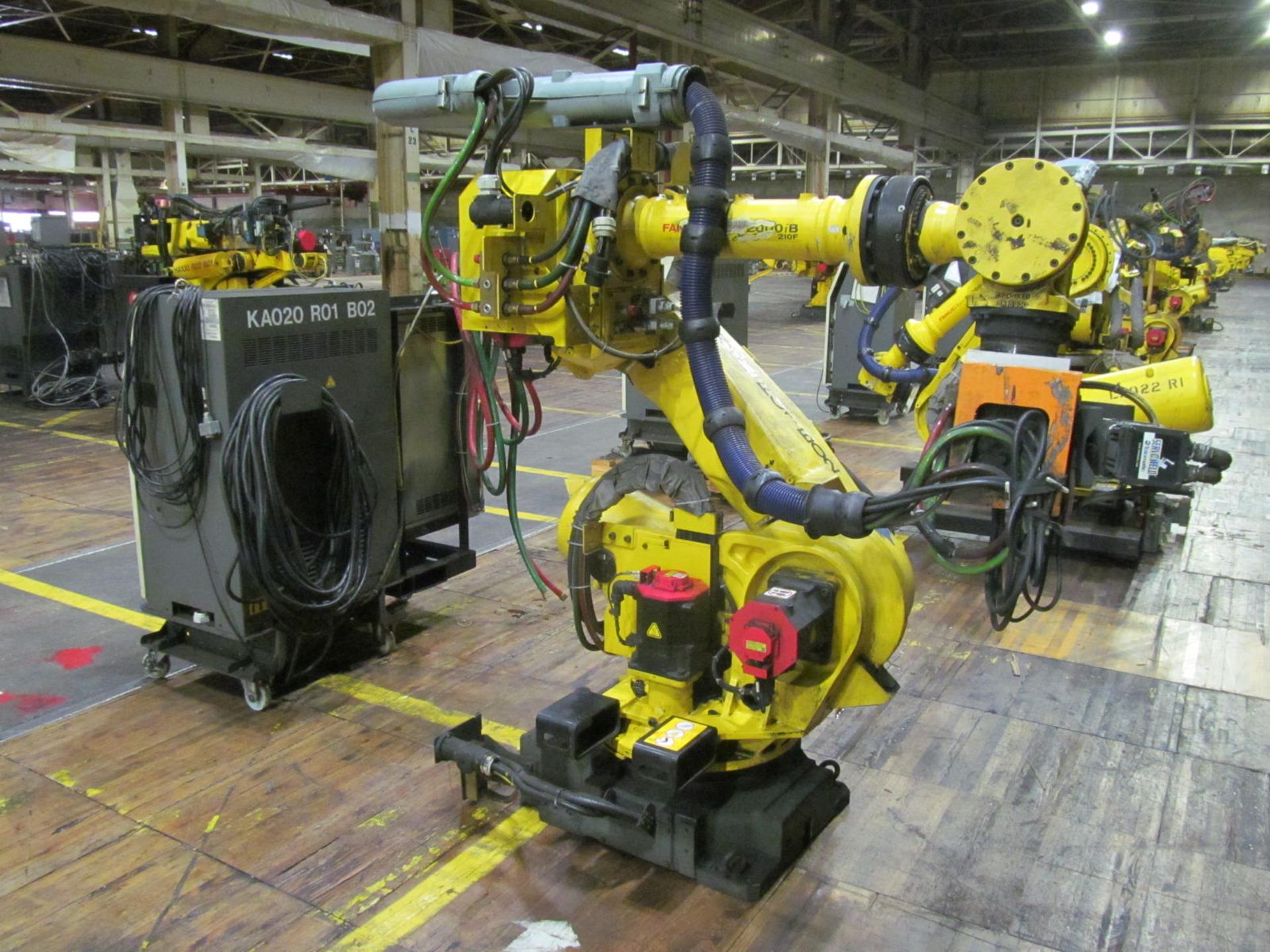 6-AXIS FANUC R-2000iB 210F ROBOT, S/N R08Y00790 (2008), TYPE A05B-1329-B205, R-30iA CONTROL, F- - Image 2 of 5