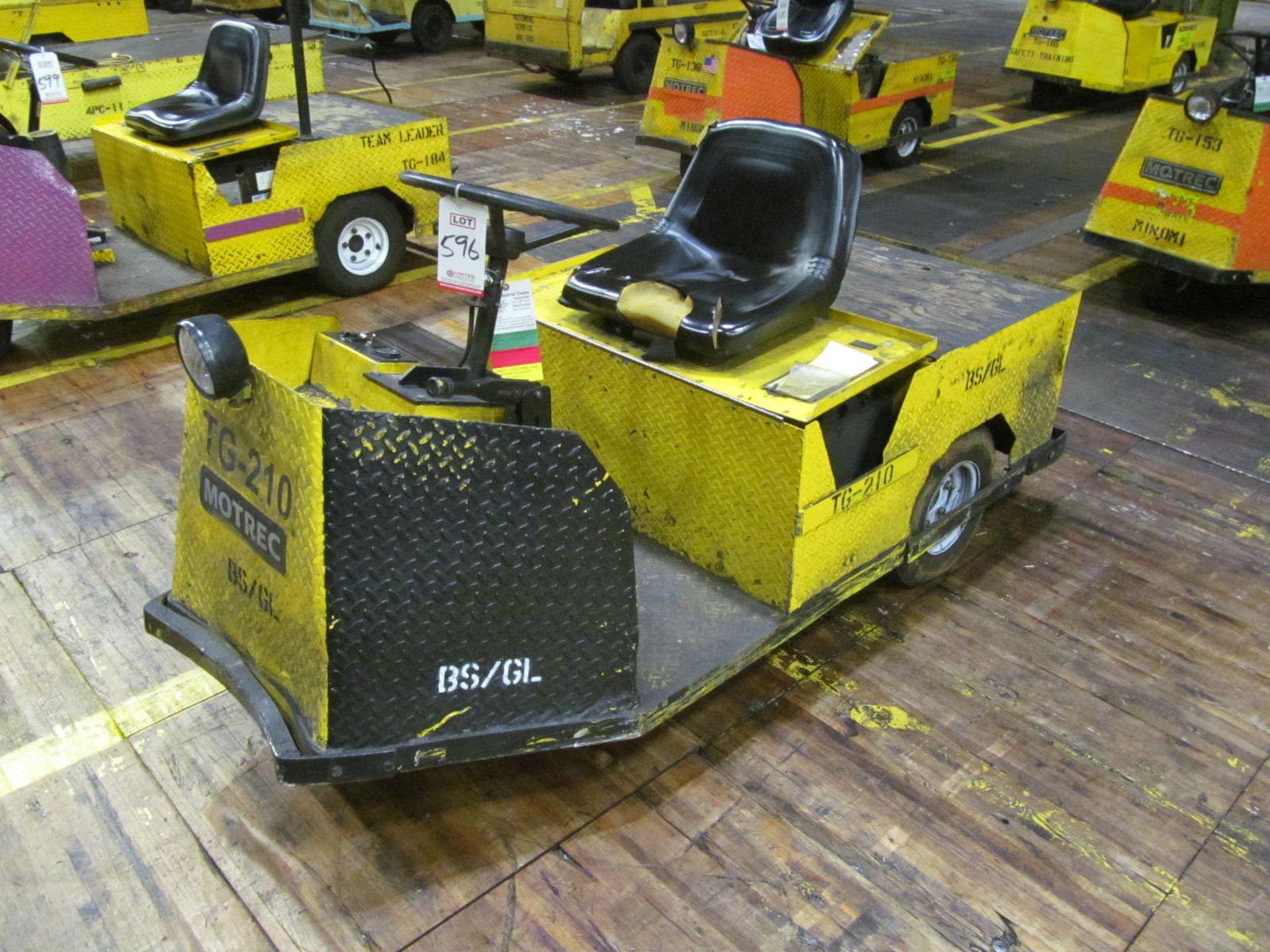 MOTREC E-280B ELECTRIC TOW TRACTOR, S/N 1001133, 36 VOLT, (LOC. L25)