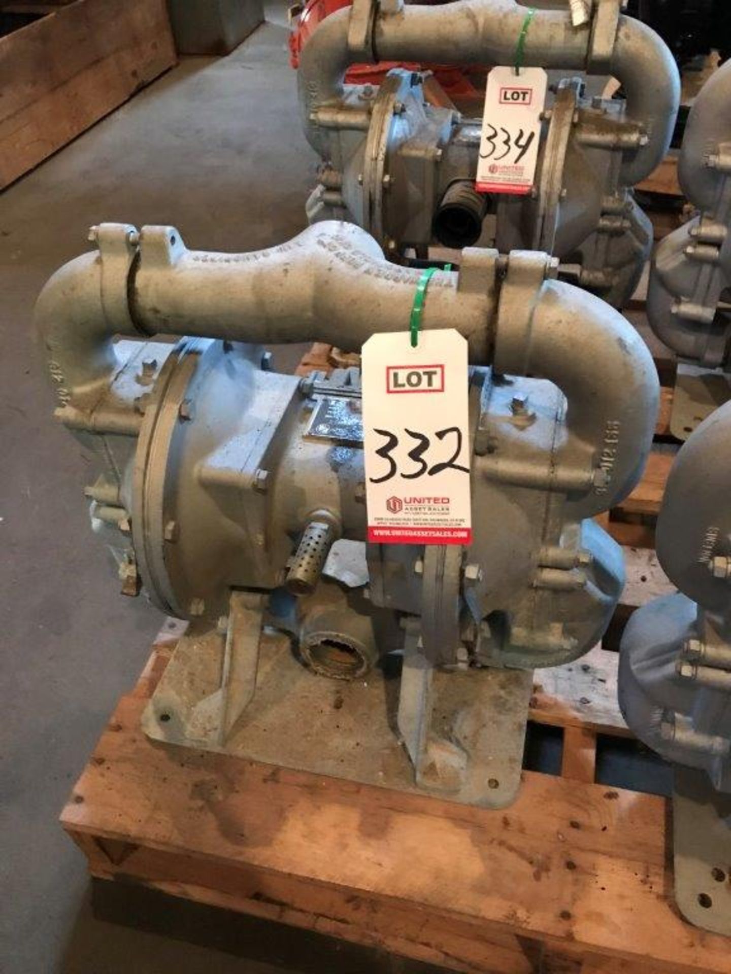 SAND PIPER, MODEL SA2-A PNEUMATIC DIAPHRAGM PUMP