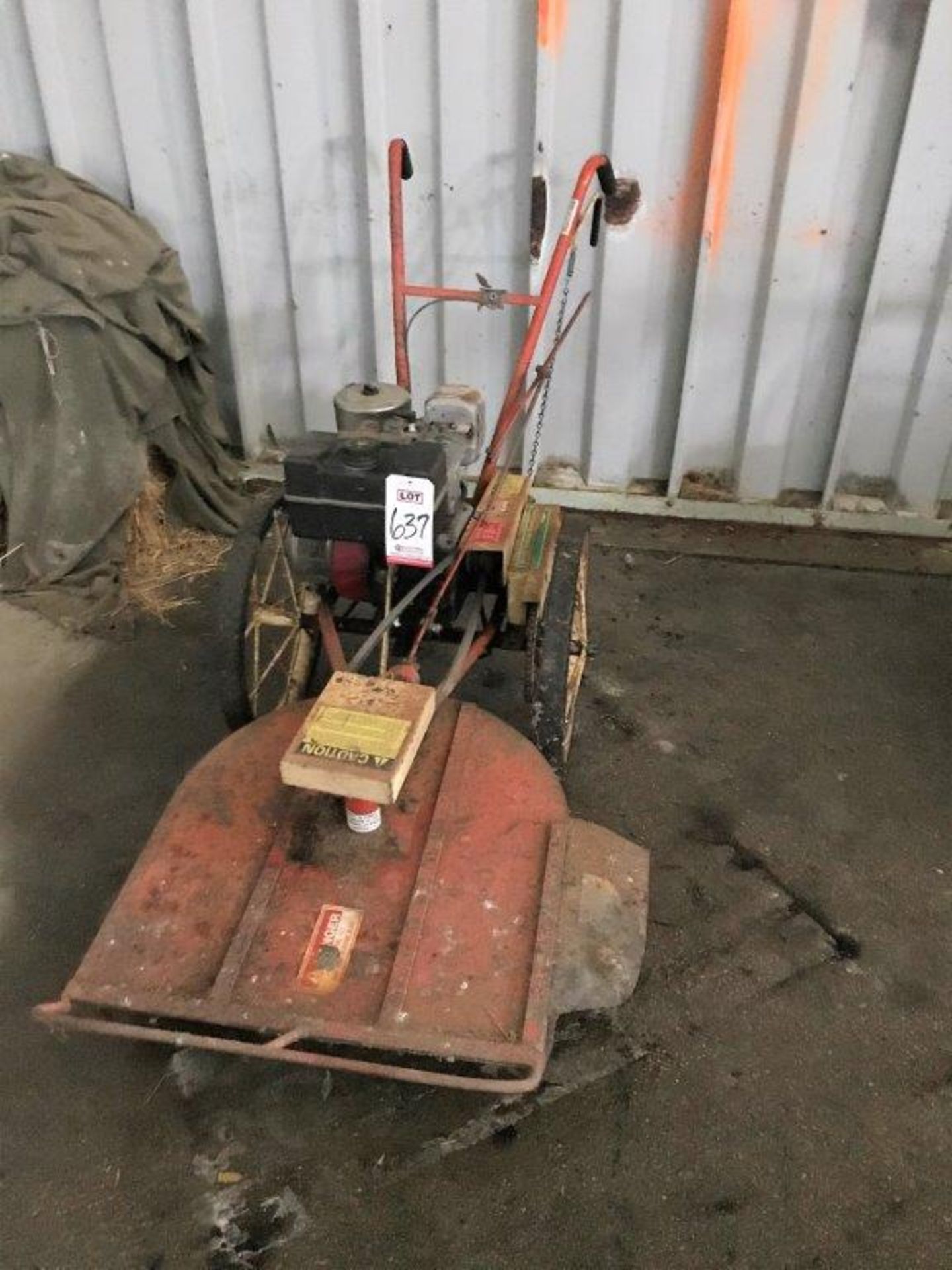 DR FIELD AND BRUSH 24" MOWER, 8 HP BRIGGS & STRATTON ENGINE, SELF PROPELLED, SOLID TIRES (