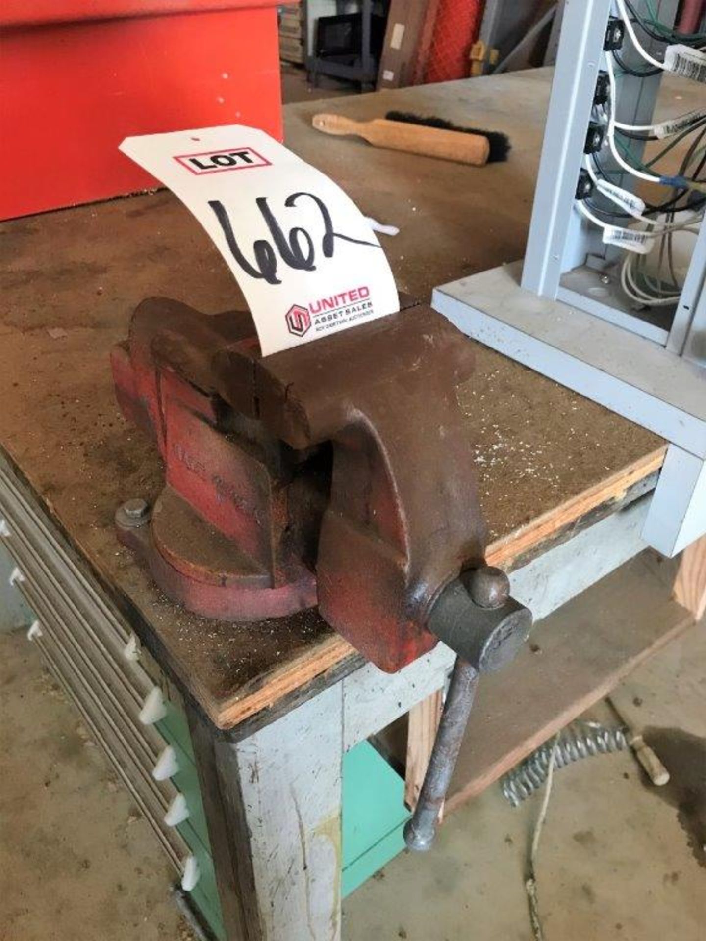 RIDGID 4" BENCH VISE (LOCATION: BUILDING 10)