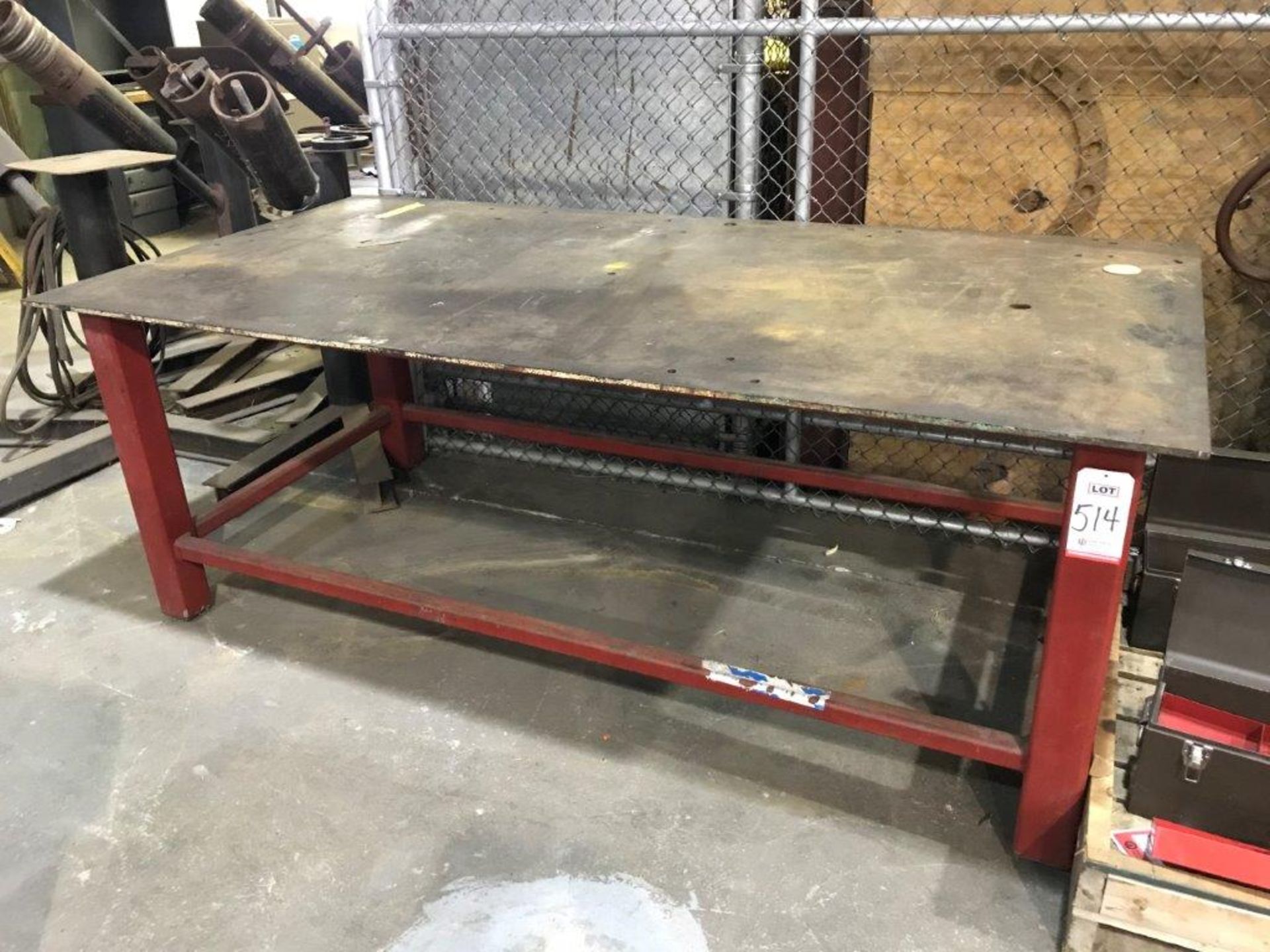 WELD TABLE 8' X 4' X 1/2" THICK (LOCATION: BUILDING 6)