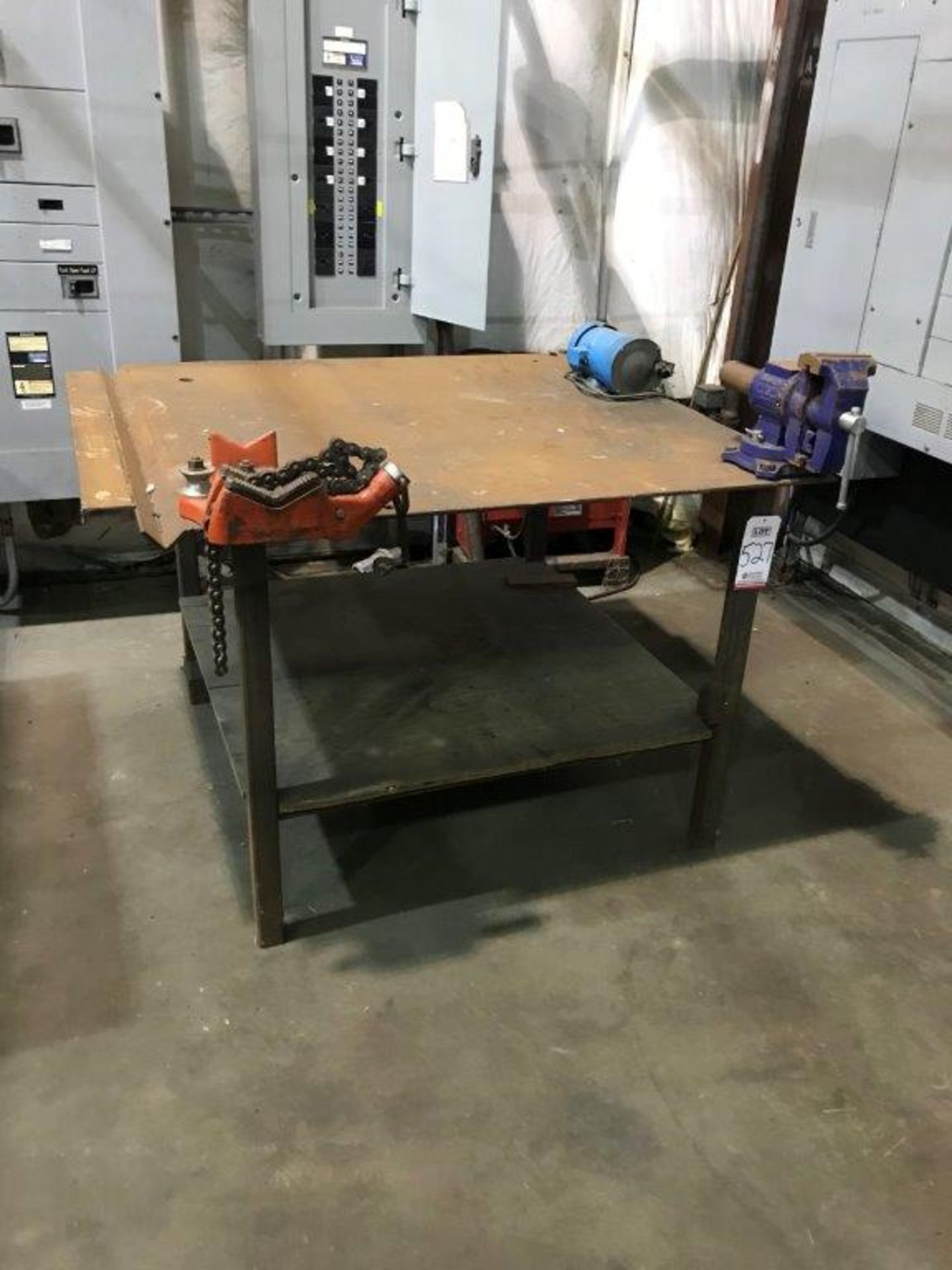 WELD TABLE 4' X 4'' X 1/2" THICK W/ PIPE VISE, 5" WILTON BENCH VISE AND TOOL SHARPENER (LOCATION: