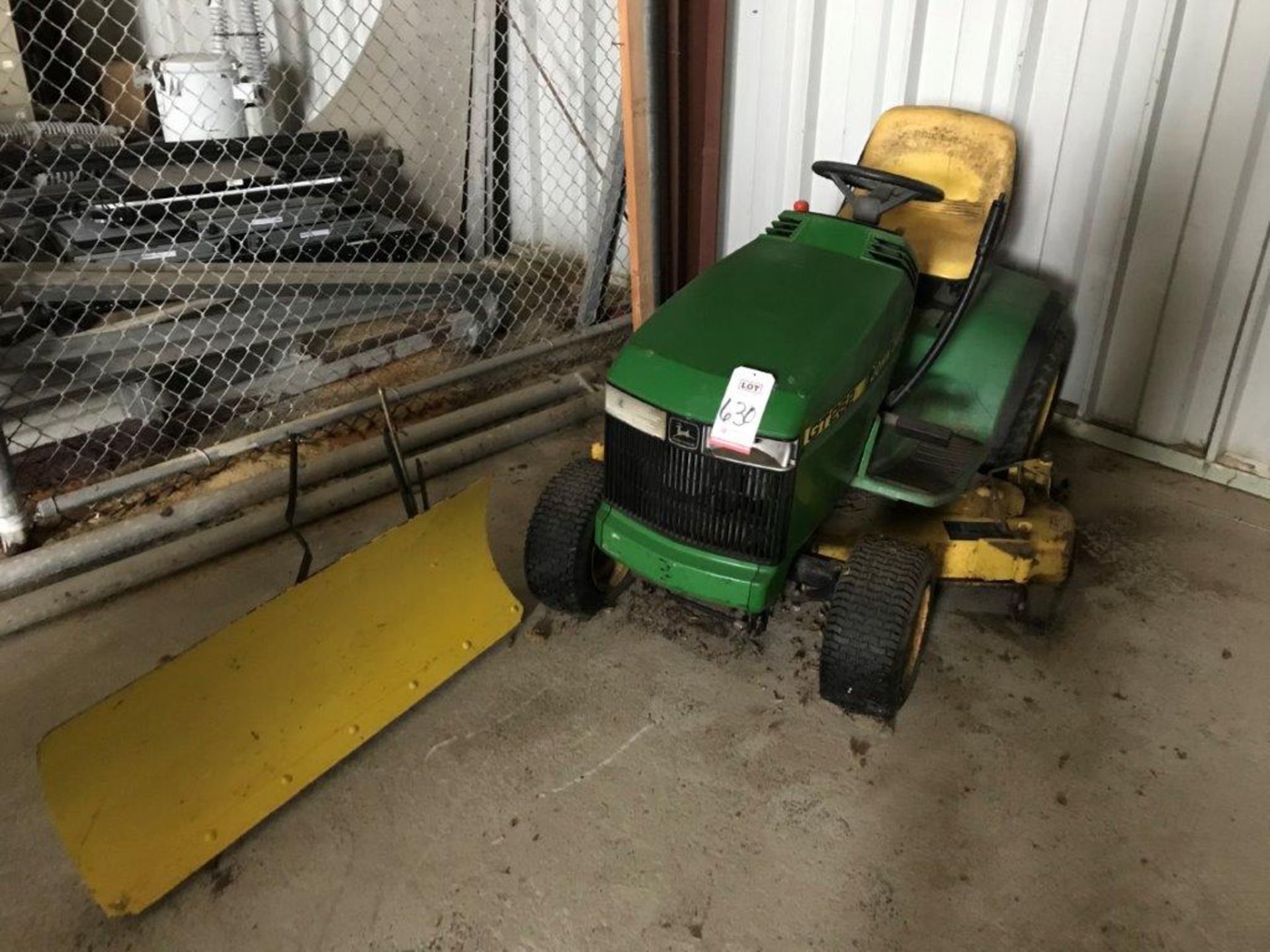 JOHN DEERE, MODEL GD264, 17 HP K SERIES, 48" MOWER DECK, 42" PLOW BLADE ( CONDITION UNKNOWN) (