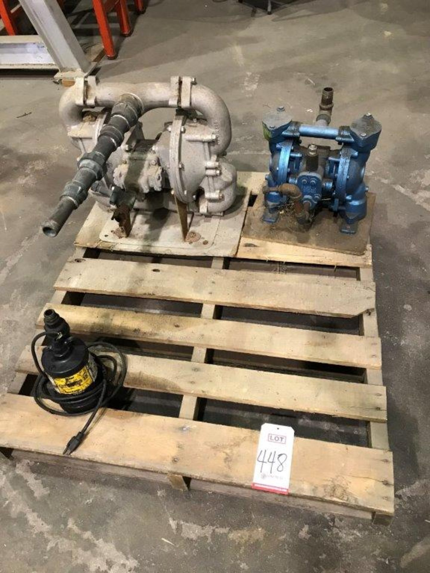 LOT - (3) ASSORTED PUMPS: (2) PNEUMATIC DIAPHRAGM PUMPS AND (1) ELECTRIC SUBMERSIBLE (LOCATION: