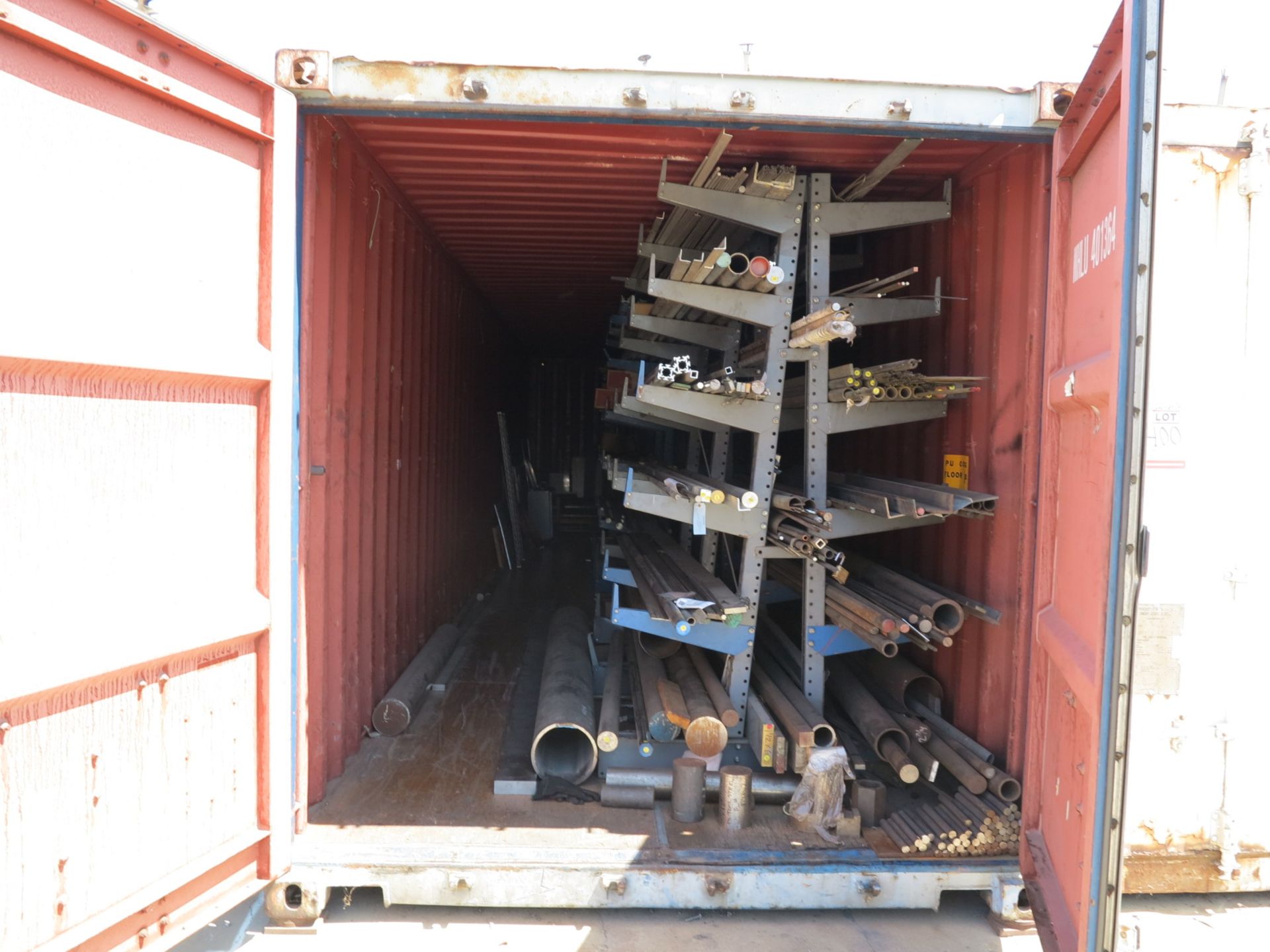 40' SHIPPING CONTAINER, CONTENTS NOT INCLUDED - Image 2 of 3