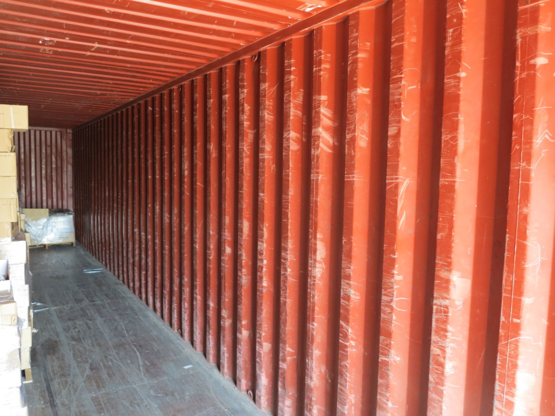 40' SHIPPING CONTAINER, CONTENTS NOT INCLUDED - Image 2 of 3