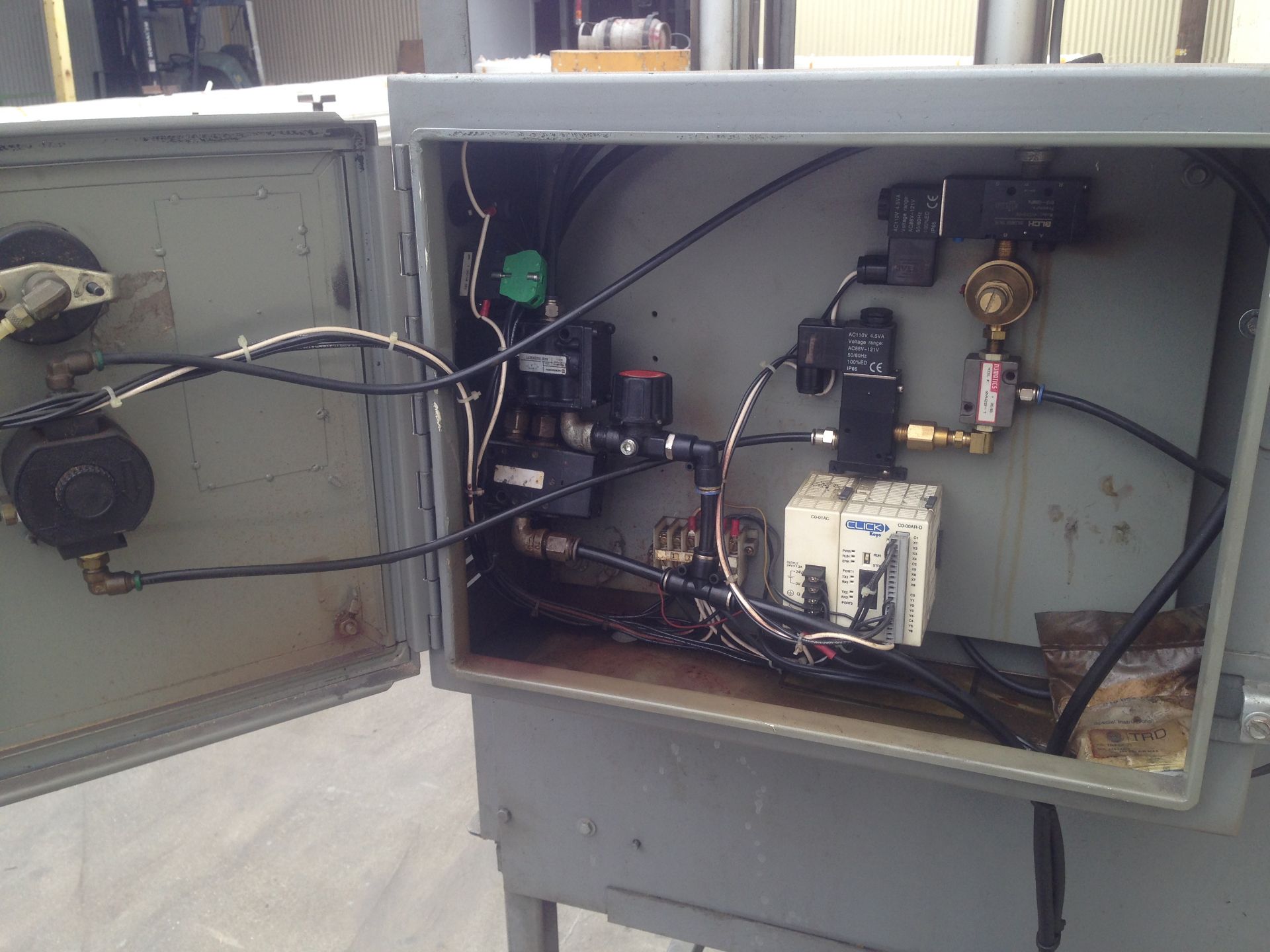 GAYLORD AMINE GASSING STATION, W/ 3KW PURGE HEATER (JUST REMOVED FROM PRODUCTION) - Image 3 of 3