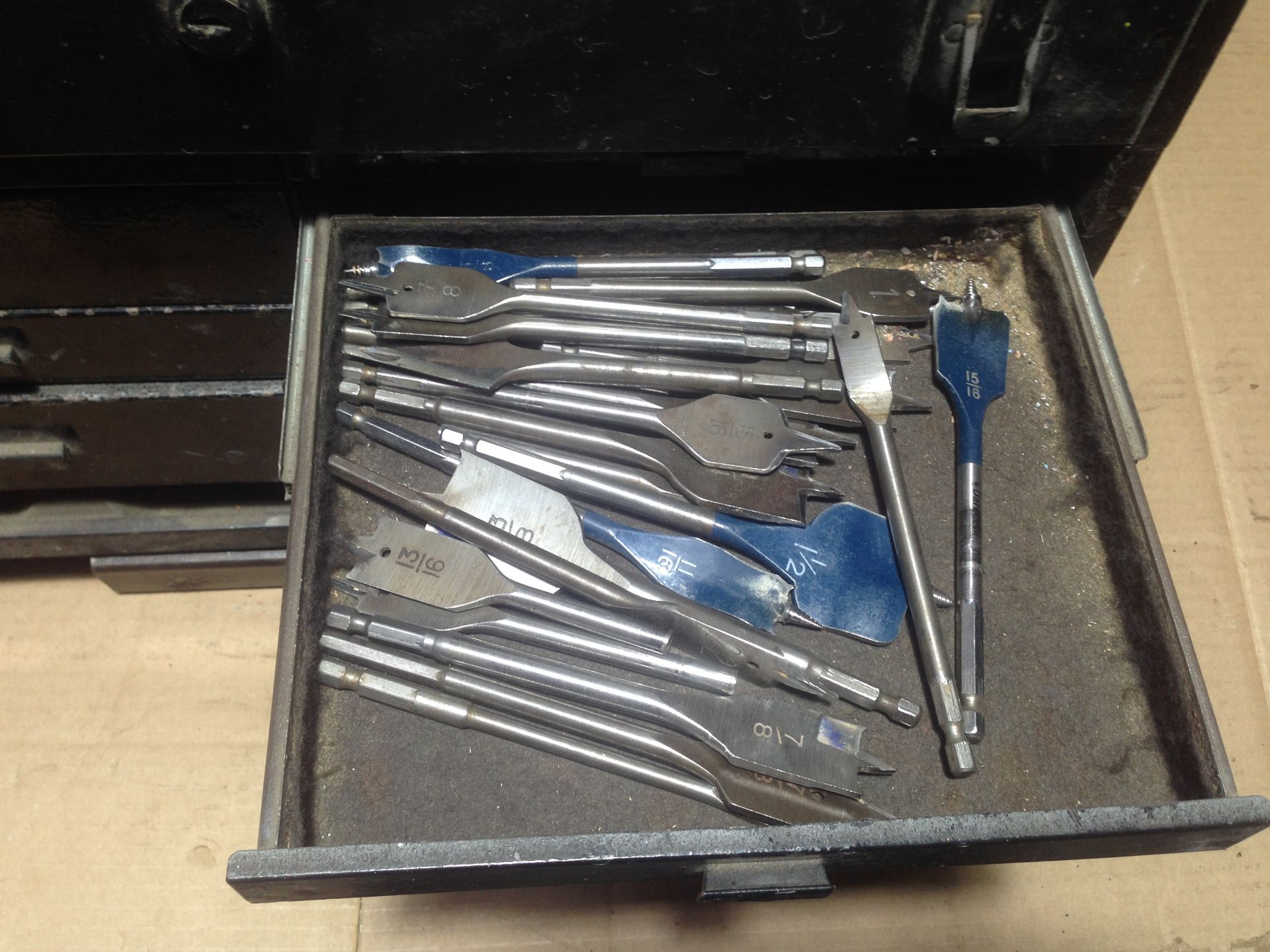 LOT - 7-DRAWER KENNEDY TOOL BOX, W/ CONTENTS TO INCLUDE: BORING BITS, SPADE BITS, COLLARS, ETC. - Image 4 of 6