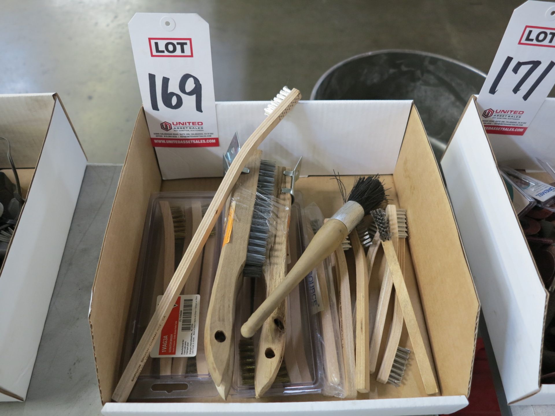 LOT - MISC WIRE BRUSHES