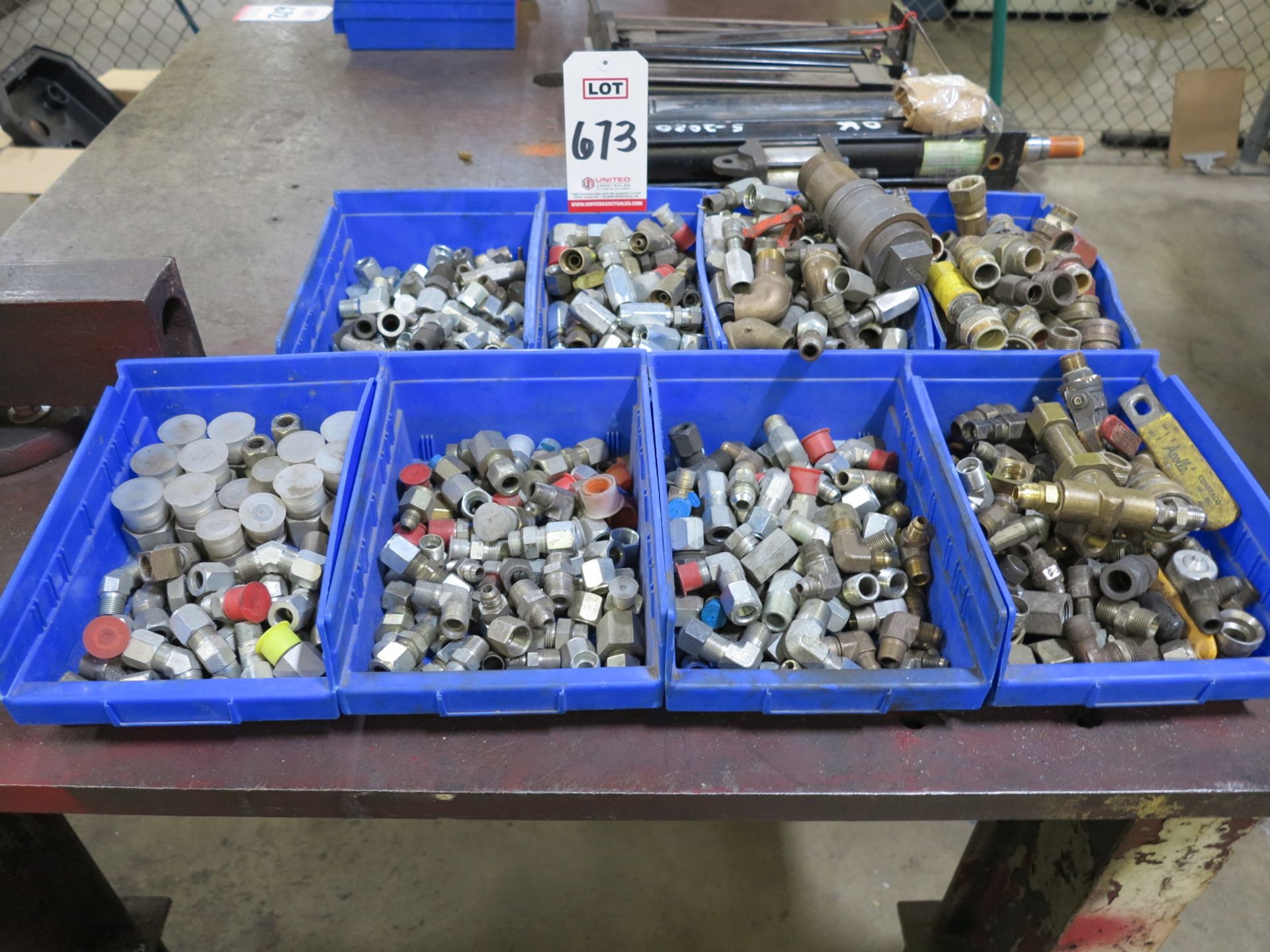 LOT - ASSORTED STAINLESS AND BRASS HOSE FITTINGS