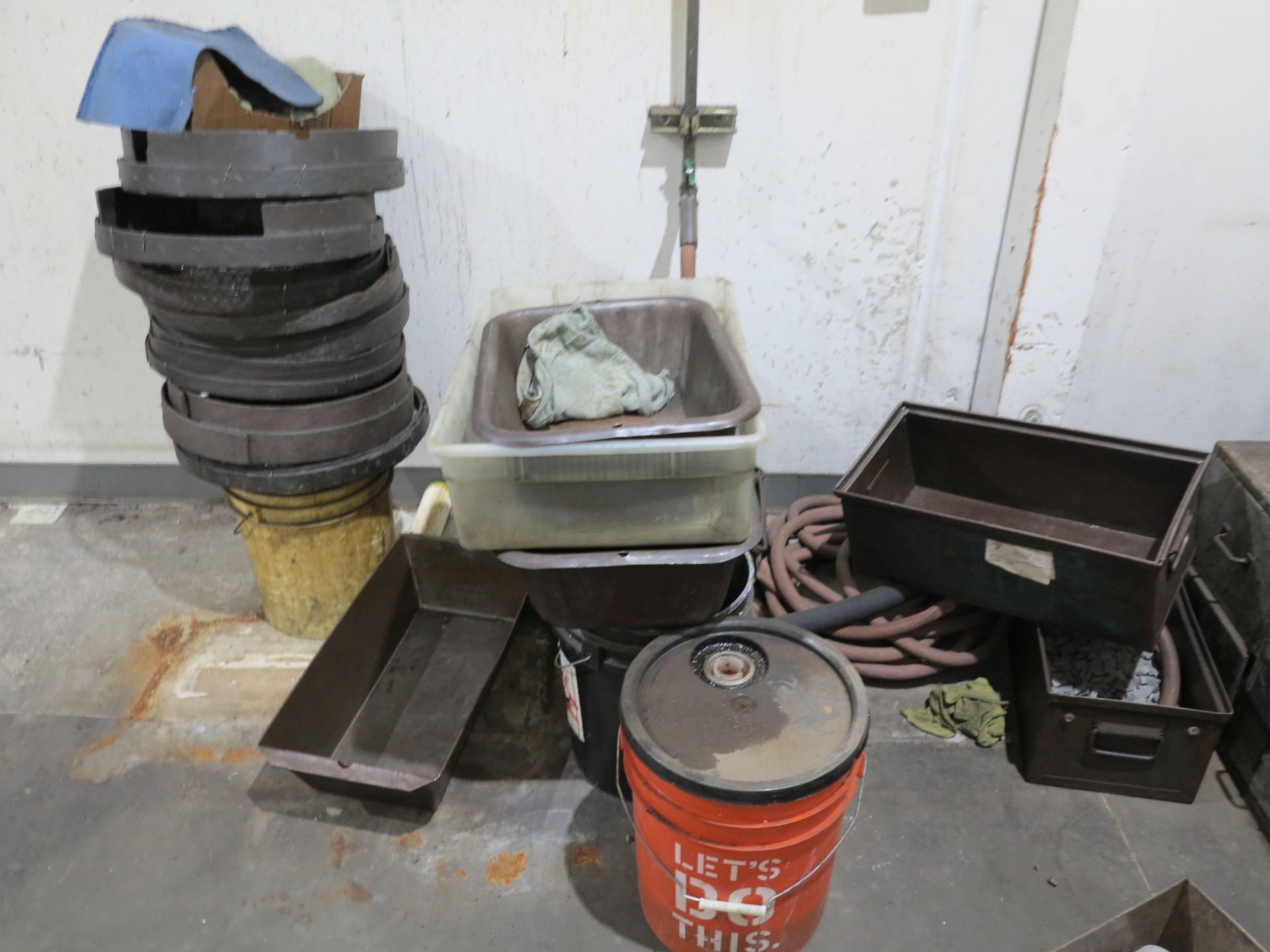 LOT - PARTS WASHING STATION, W/ SCREENS - Image 2 of 2