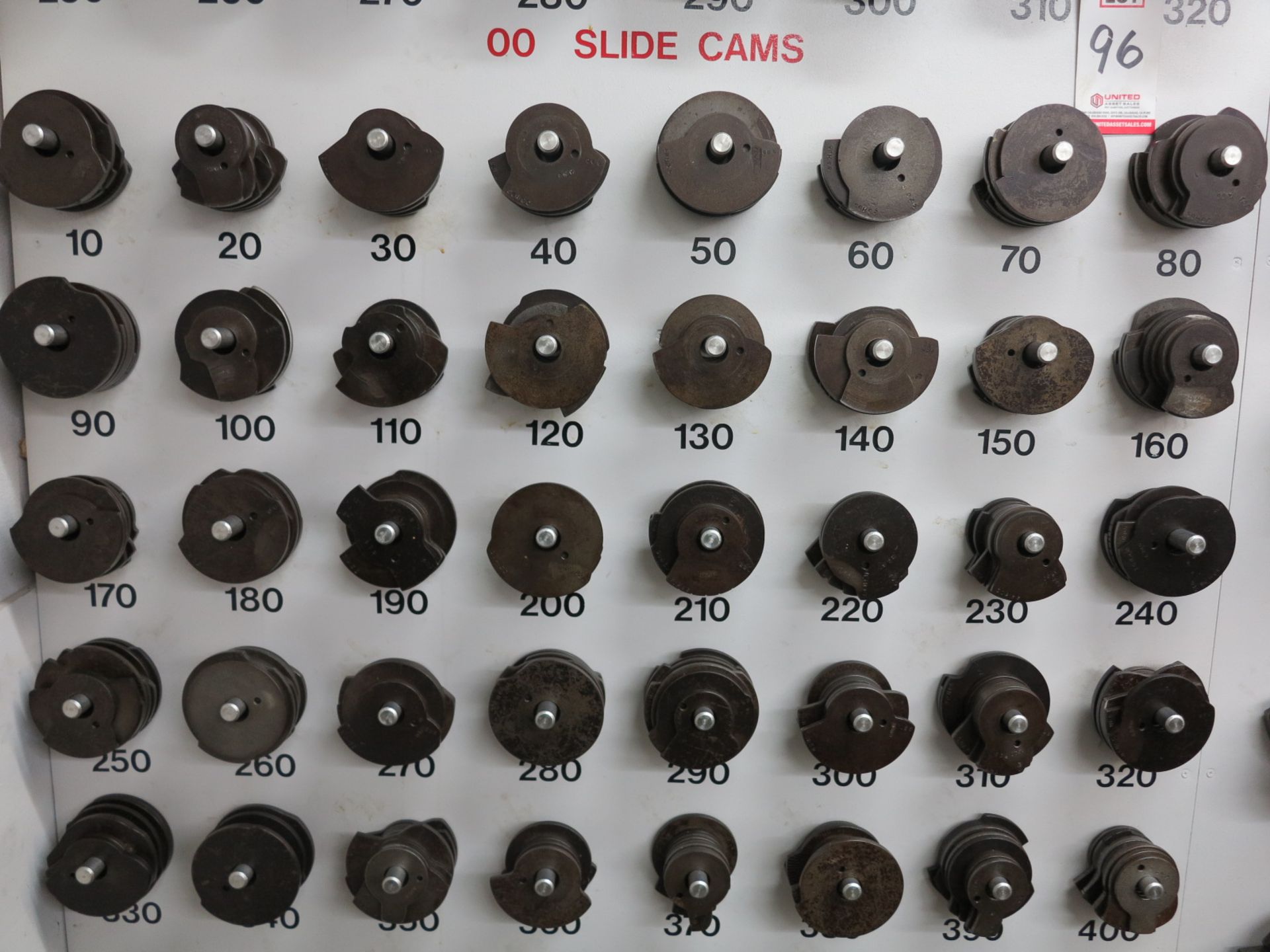 LOT - LARGE QUANTITY OF #00 MACHINE CAMS - Image 2 of 3