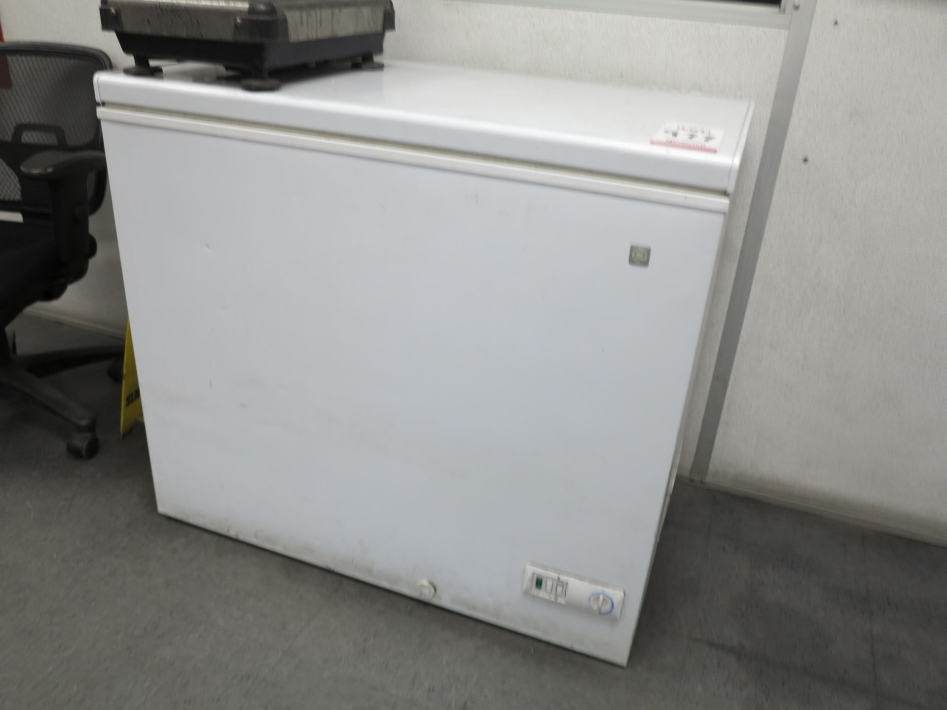 GE CHEST FREEZER