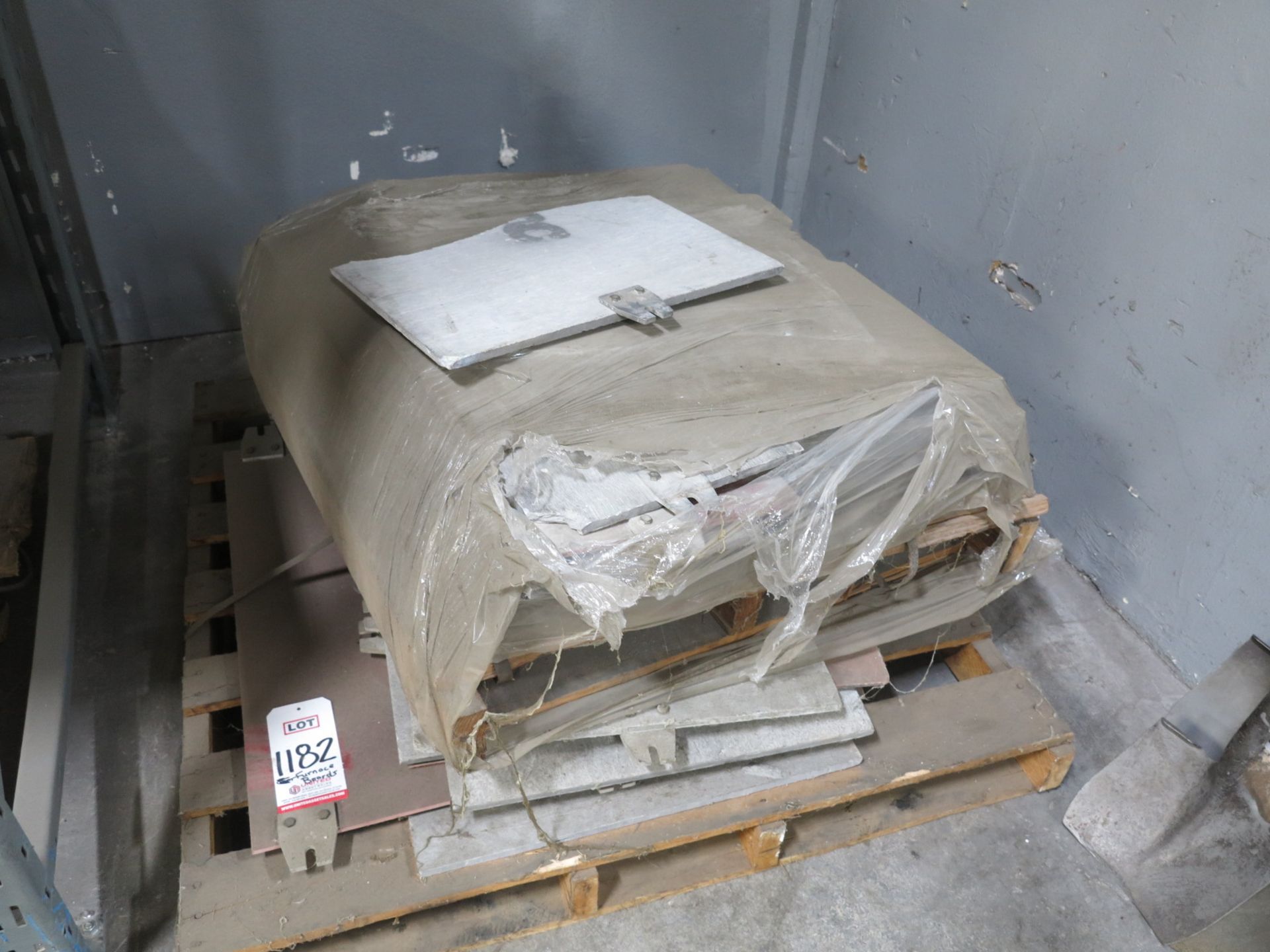 LOT - FURNACE BOARDS