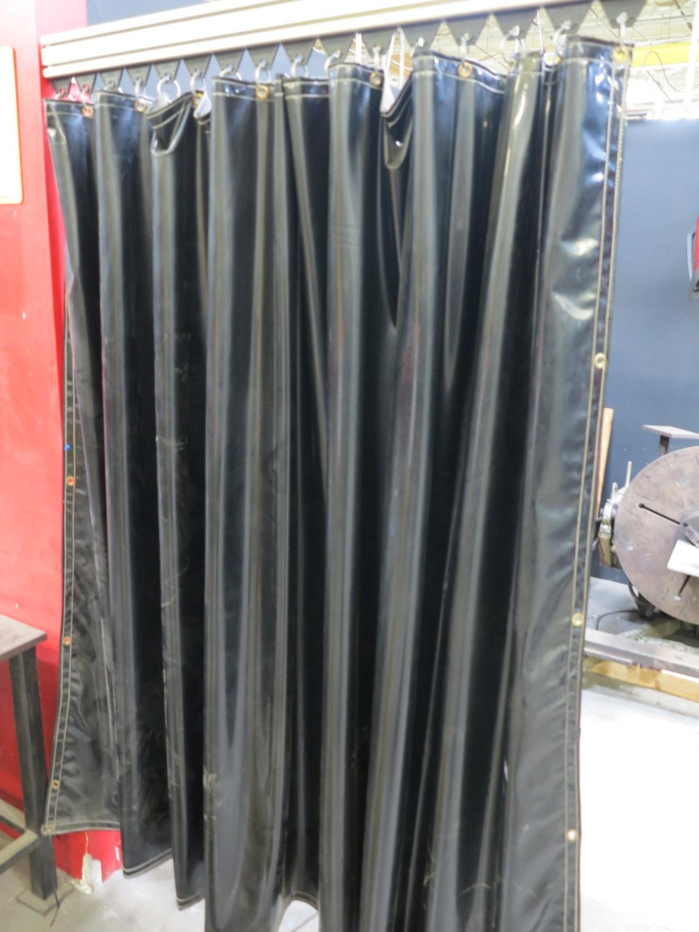 LOT - (3) WELDING CURTAIN SETS, W/ RUNNER - Image 4 of 4
