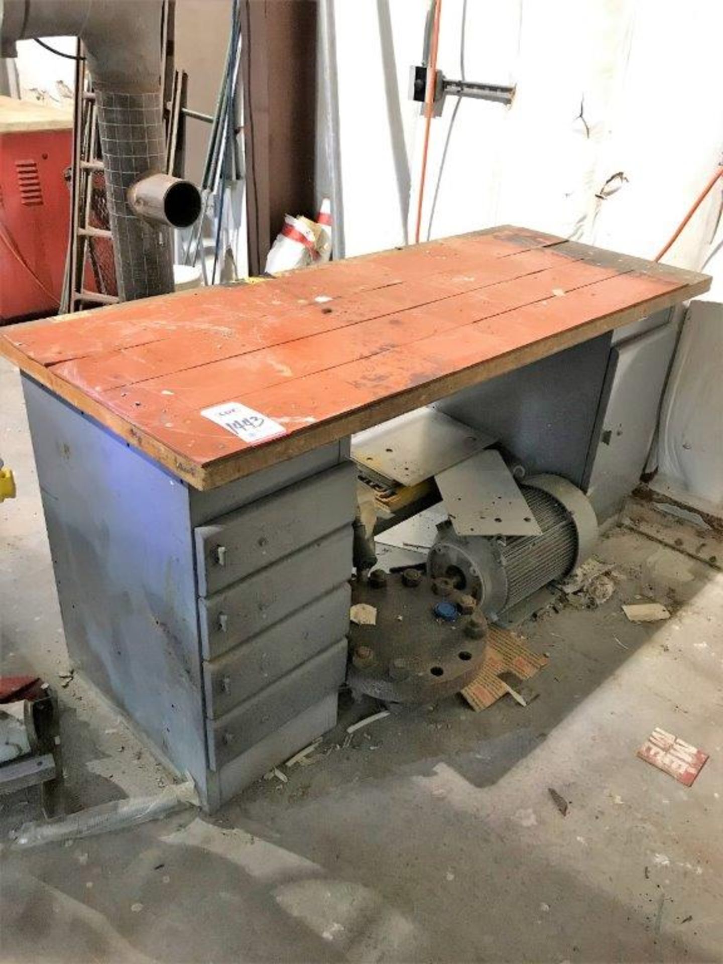 WOOD TOP WORK TABLE W/ BOTTOM 4-DRAWER CABINET AND SINGLE DOOR CABINET 6' X 30" (LOCATION: