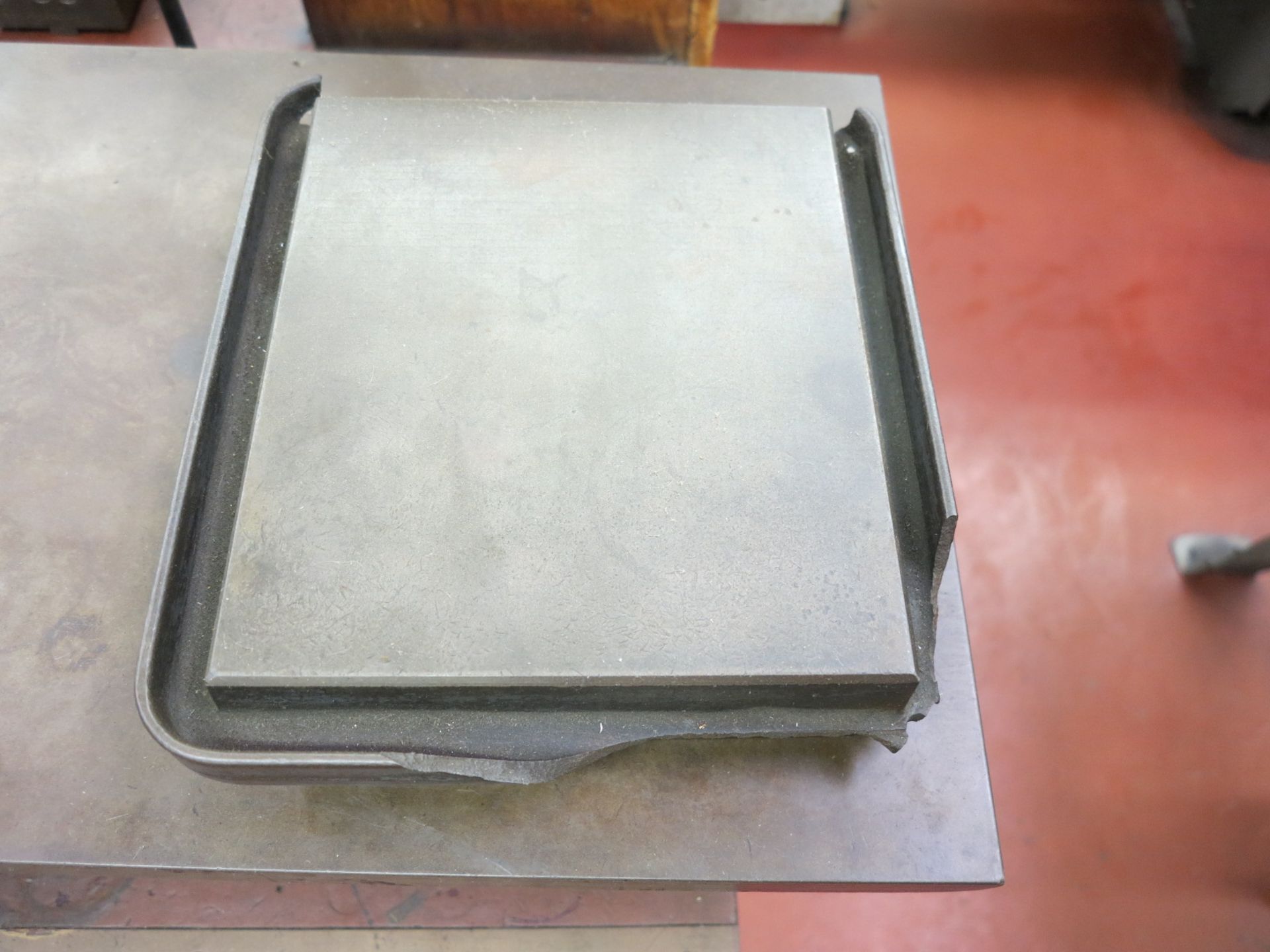 LOT - (2) STEEL SURFACE PLATES: 30-1/2" X 15-1/2" AND 10" X 8-1/2" - Image 2 of 3