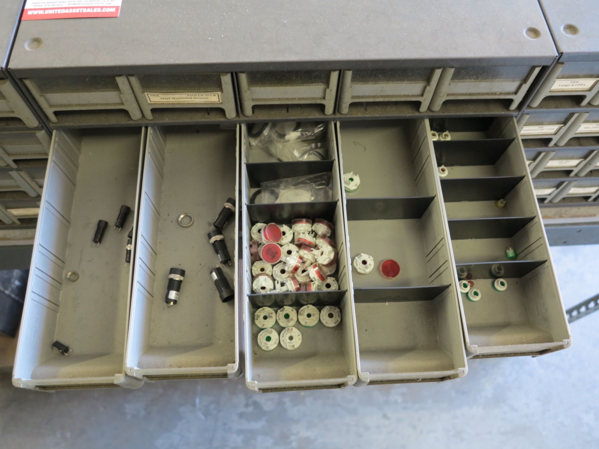 20-DRAWER PARTS BIN, W/ CONTENTS: ELECTRONIC PARTS - Image 3 of 5