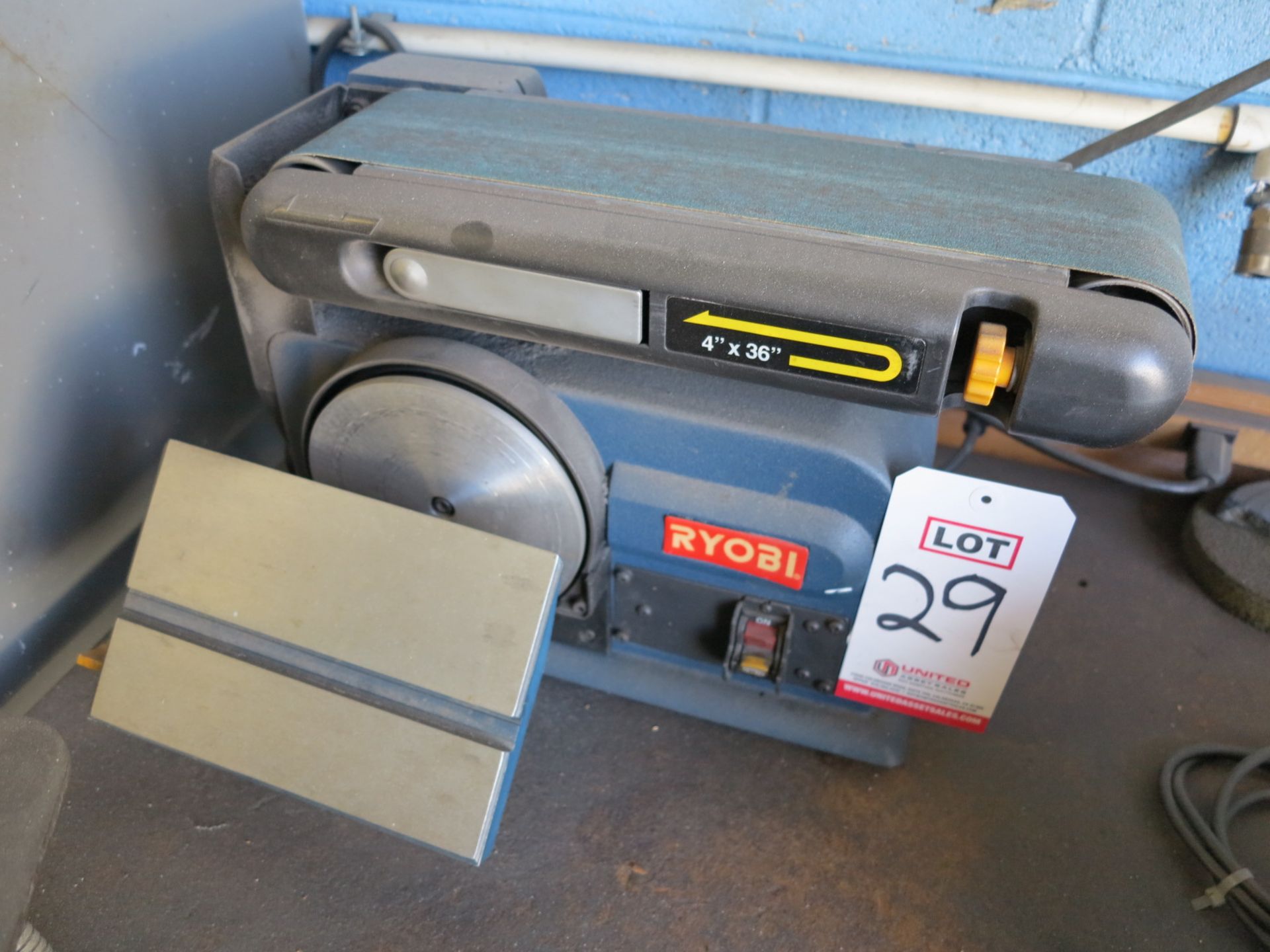 RYOBI BELT SANDER/DISC COMBO, 6" DISC SANDER, 4" X 36" BELT SANDER