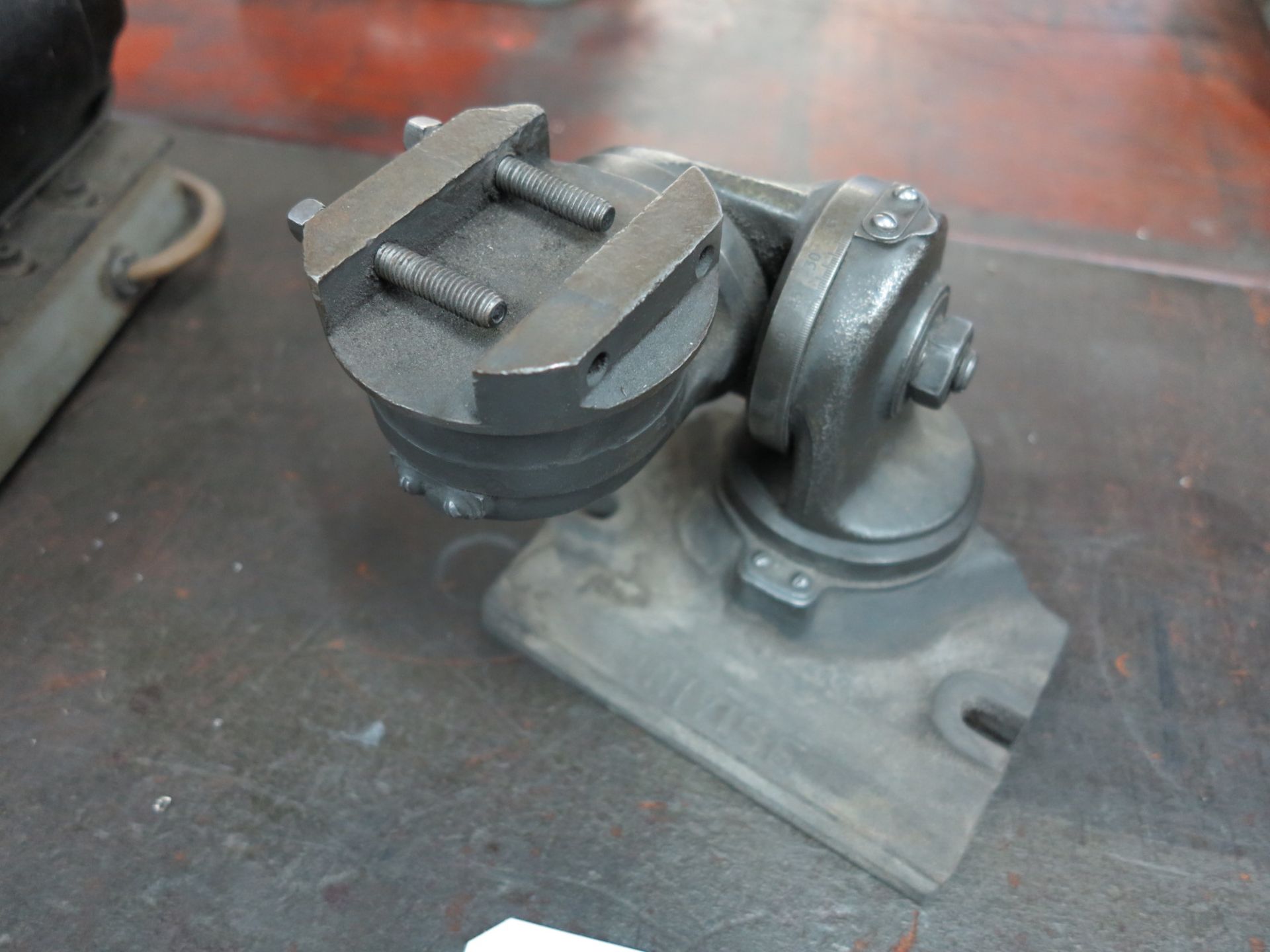 UNIVISE TOOL POST HOLDER - Image 2 of 2