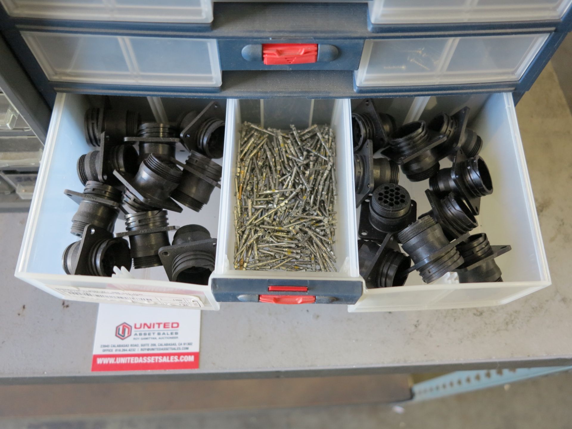 LOT - (2) PARTS BINS, W/ CONTENTS: ELECTRONIC PARTS, HARDWARE, ETC. - Image 6 of 13