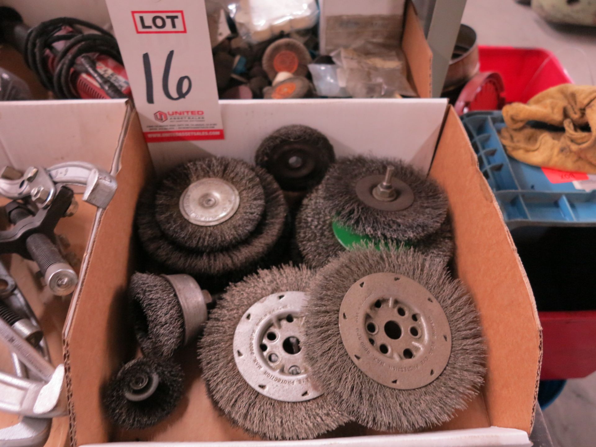 LOT - ASSORTED WIRE BRUSH WHEELS