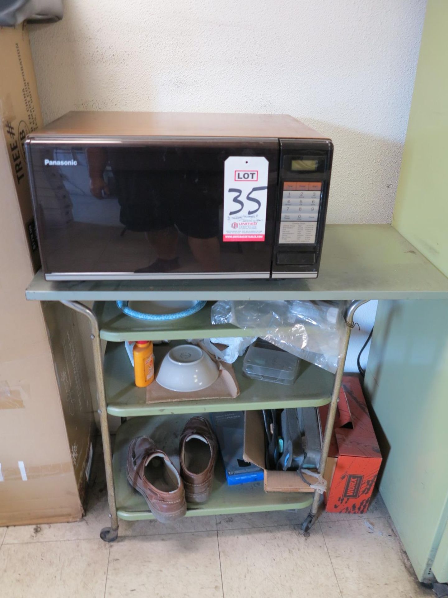 LOT - (1) MICROWAVE, (1) SERVICE CART AND (1) REFRIGERATOR