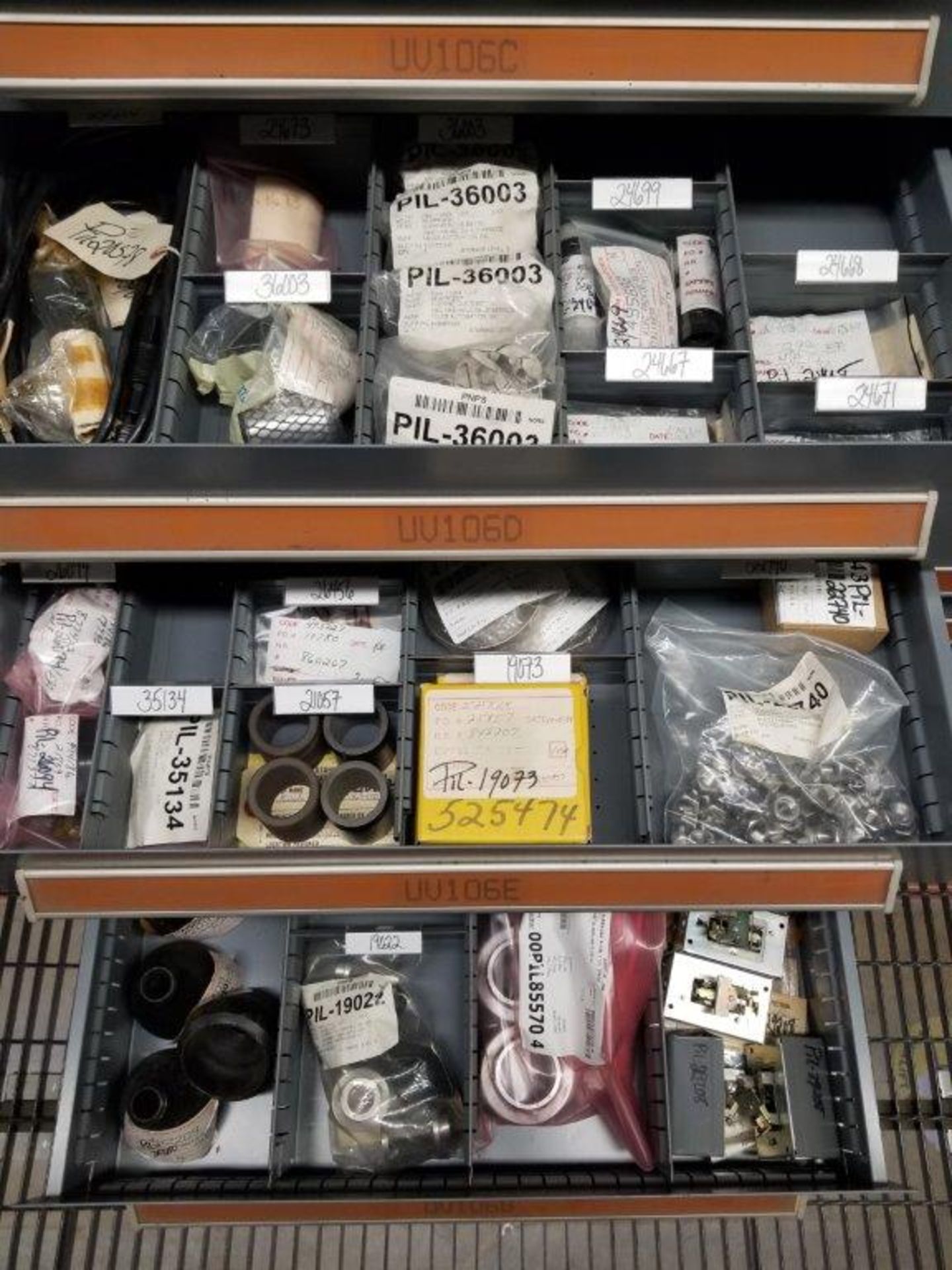LOT - CONTENTS ONLY OF (16) VIDMAR CABINETS, CONSISTING OF ASSORTED HARDWARE, ELECTRICAL - Image 17 of 41