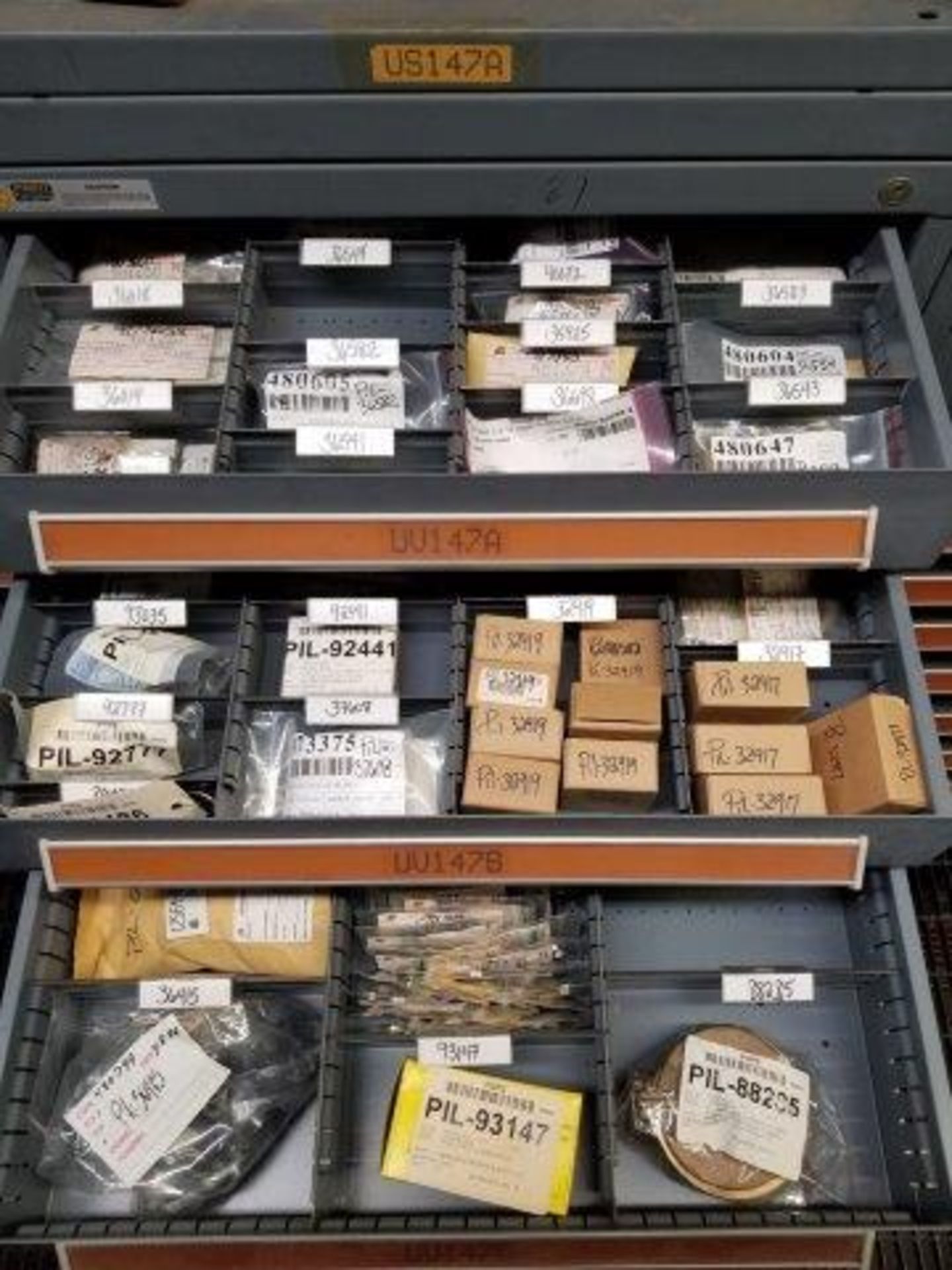 LOT - CONTENTS ONLY OF (14) VIDMAR CABINETS, CONSISTING OF ASSORTED HARDWARE, ELECTRICAL - Image 9 of 50