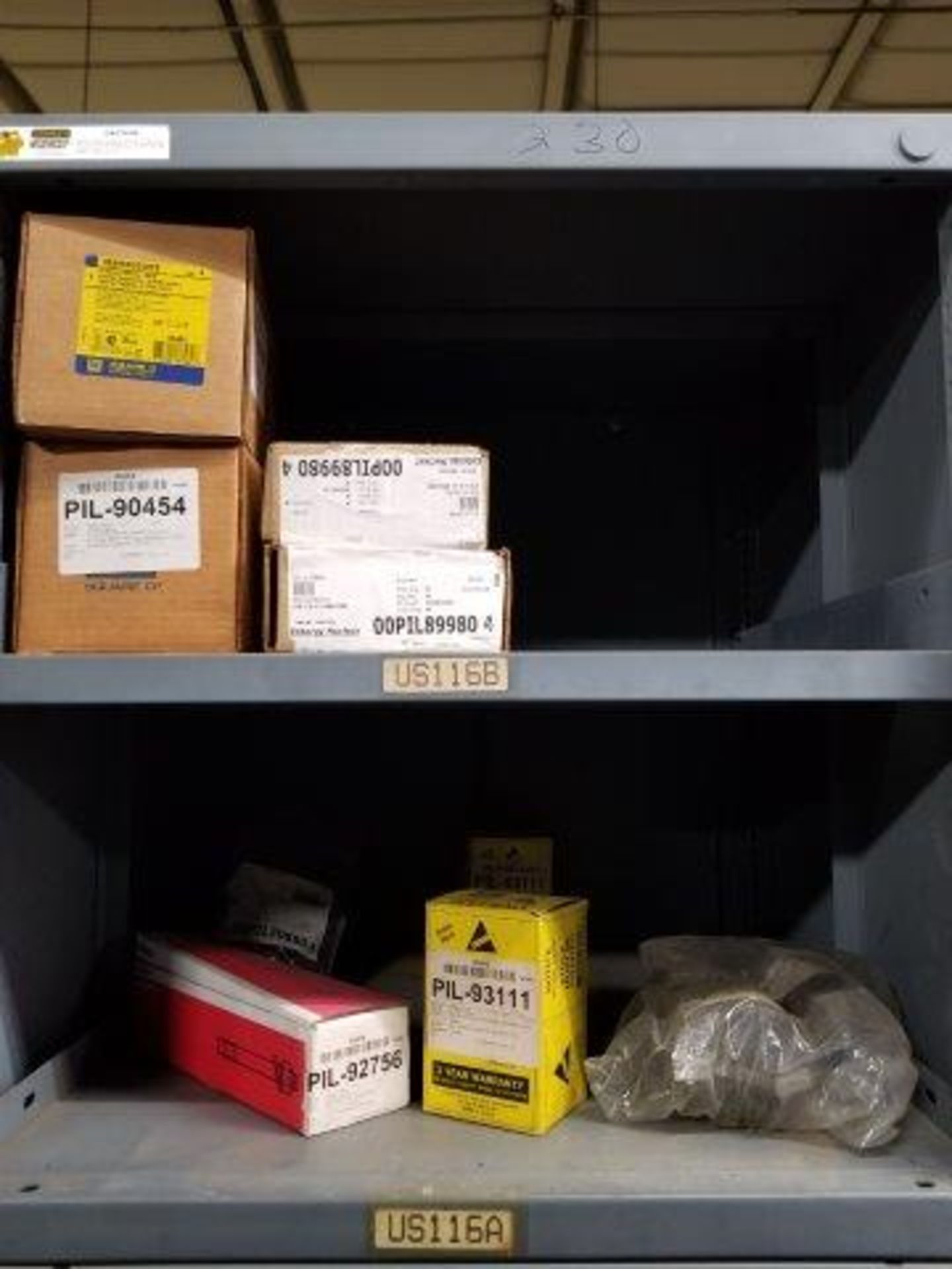 LOT - CONTENTS ONLY OF (14) VIDMAR CABINETS, CONSISTING OF ASSORTED HARDWARE, ELECTRICAL - Image 23 of 50