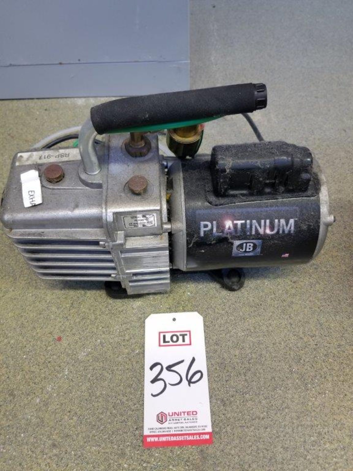 JB PLATINUM 3 CFM VACUUM PUMP, MODEL DV-85N (LOCATION: M&TE LAB)