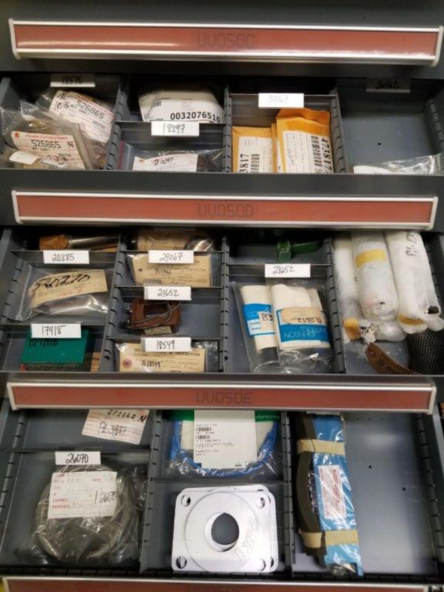 LOT - CONTENTS ONLY OF (10) VIDMAR CABINETS, CONSISTING OF ASSORTED HARDWARE, ELECTRICAL - Image 18 of 33