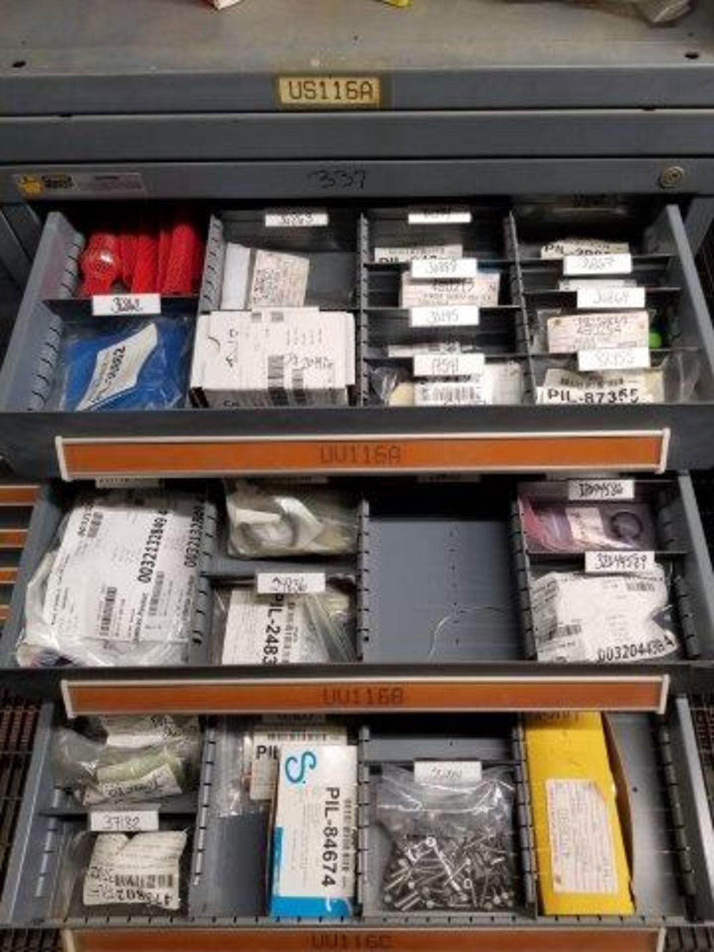 LOT - CONTENTS ONLY OF (14) VIDMAR CABINETS, CONSISTING OF ASSORTED HARDWARE, ELECTRICAL - Image 24 of 50