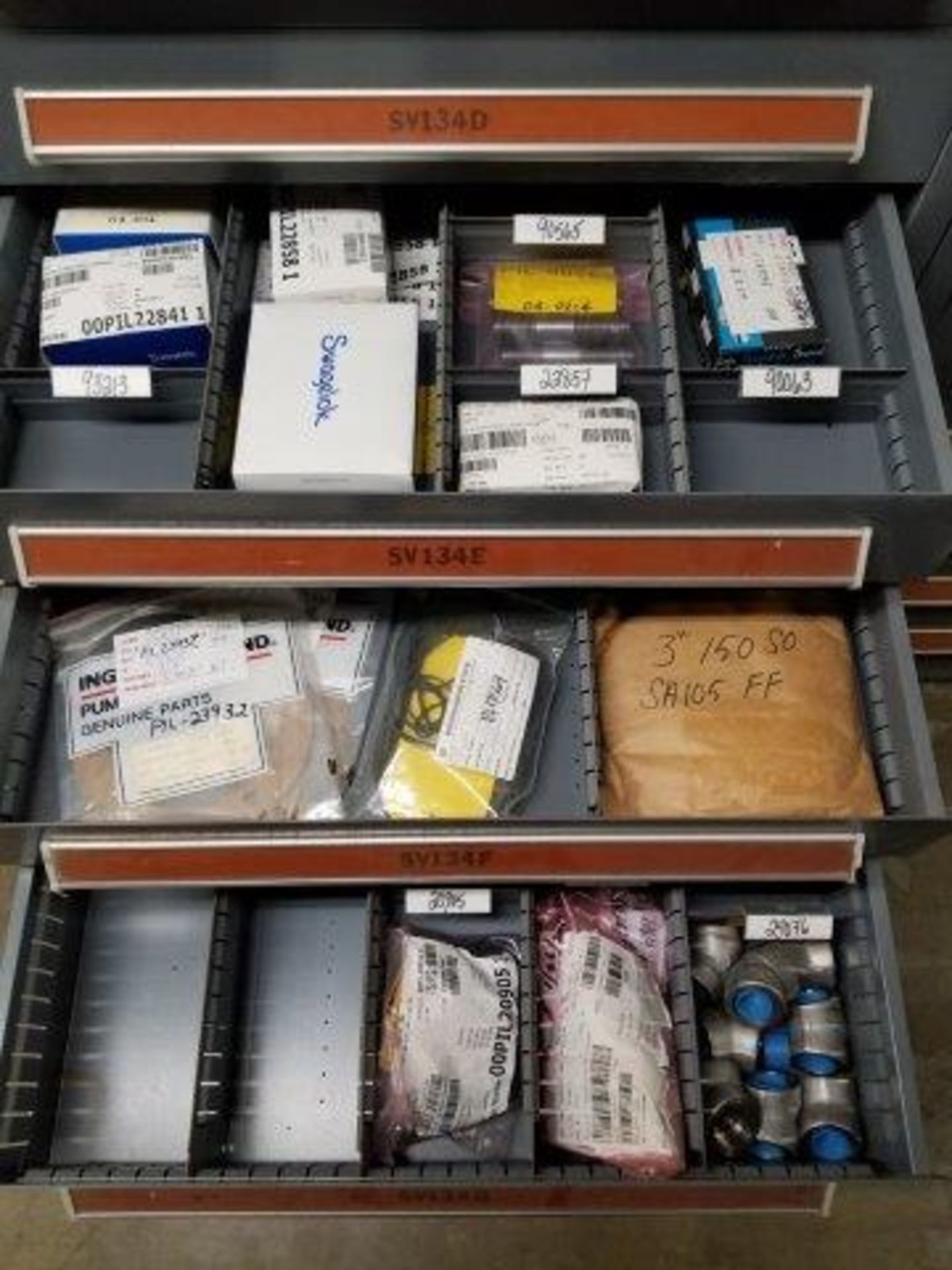 LOT - CONTENTS ONLY OF (23) VIDMAR CABINETS, CONSISTING OF ASSORTED HARDWARE, ELECTRICAL - Image 56 of 78