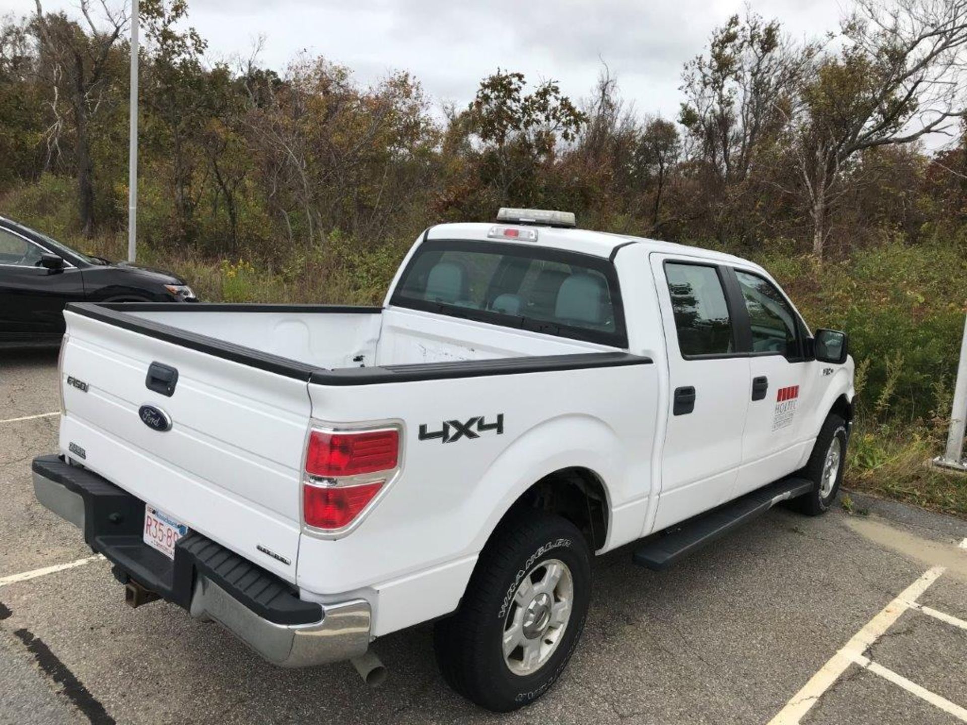 2013 FORD F-150 PICKUP, 5.0 L GAS ENGINE, 4-WHEEL DRIVE, QUAD CAB SHORT BED, AUTOMATIC TRANSMISSION, - Image 4 of 10