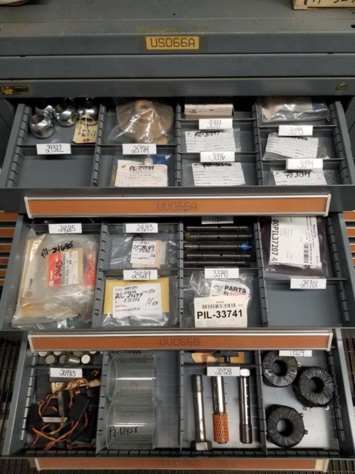 LOT - CONTENTS ONLY OF (14) VIDMAR CABINETS, CONSISTING OF ASSORTED HARDWARE, ELECTRICAL - Image 37 of 48