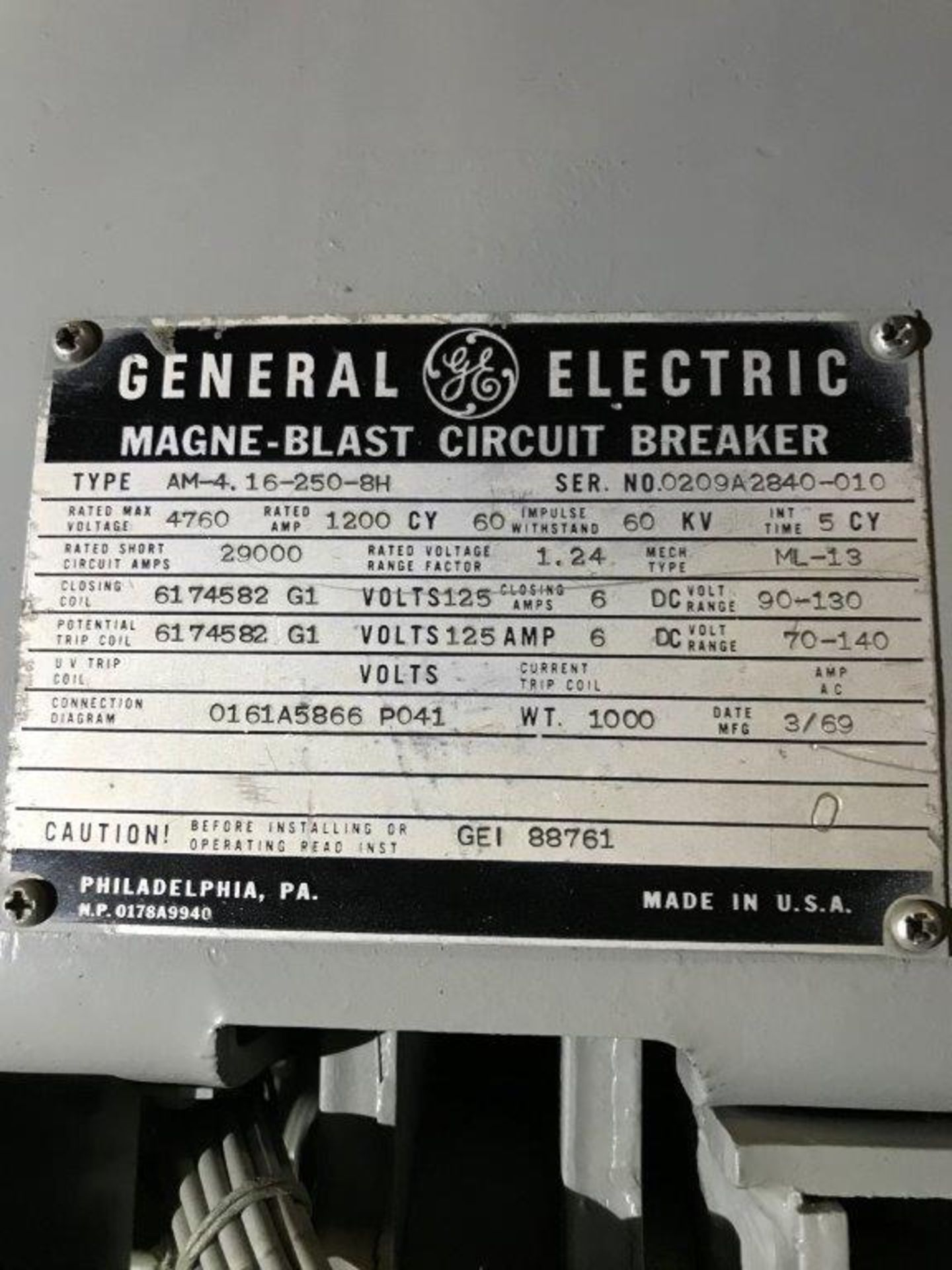 GENERAL ELECTRIC MANGE-BLAST CIRCUIT BREAKER, TYPE AM-4.16-250-8H, 4760 VOLT, 1200 AMP (LOCATION: - Image 2 of 2