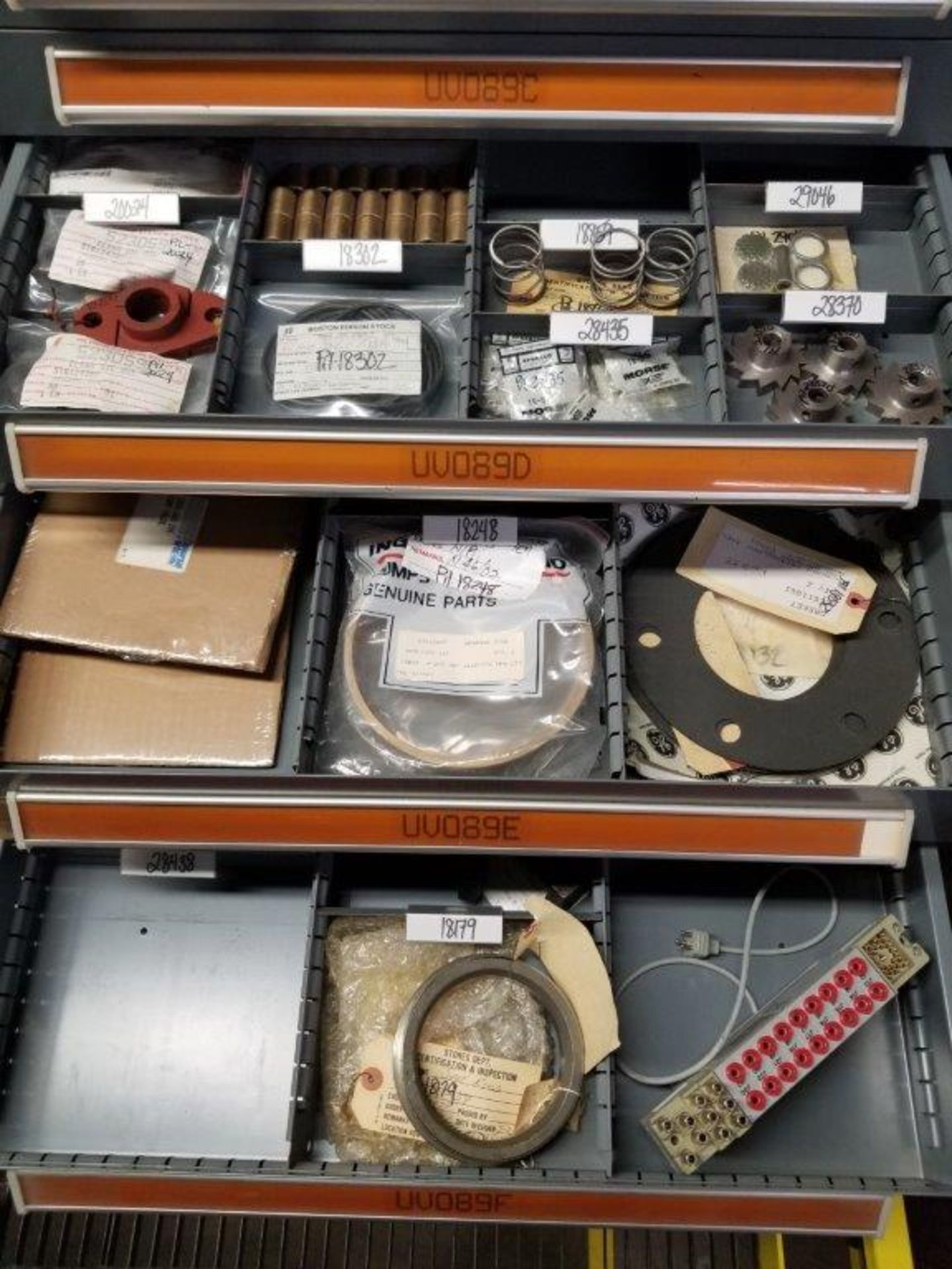 LOT - CONTENTS ONLY OF (10) VIDMAR CABINETS, CONSISTING OF ASSORTED HARDWARE, ELECTRICAL - Image 13 of 28