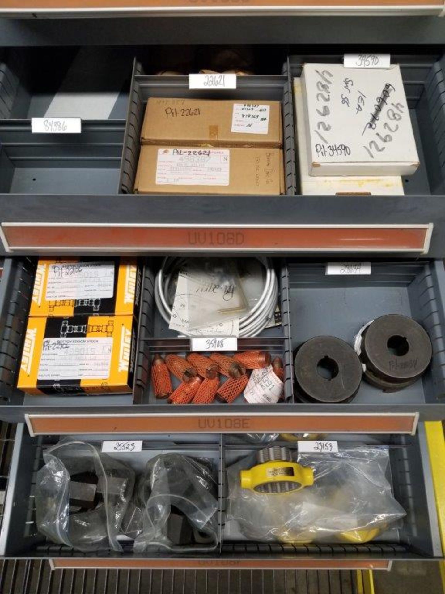 LOT - CONTENTS ONLY OF (16) VIDMAR CABINETS, CONSISTING OF ASSORTED HARDWARE, ELECTRICAL - Image 24 of 41