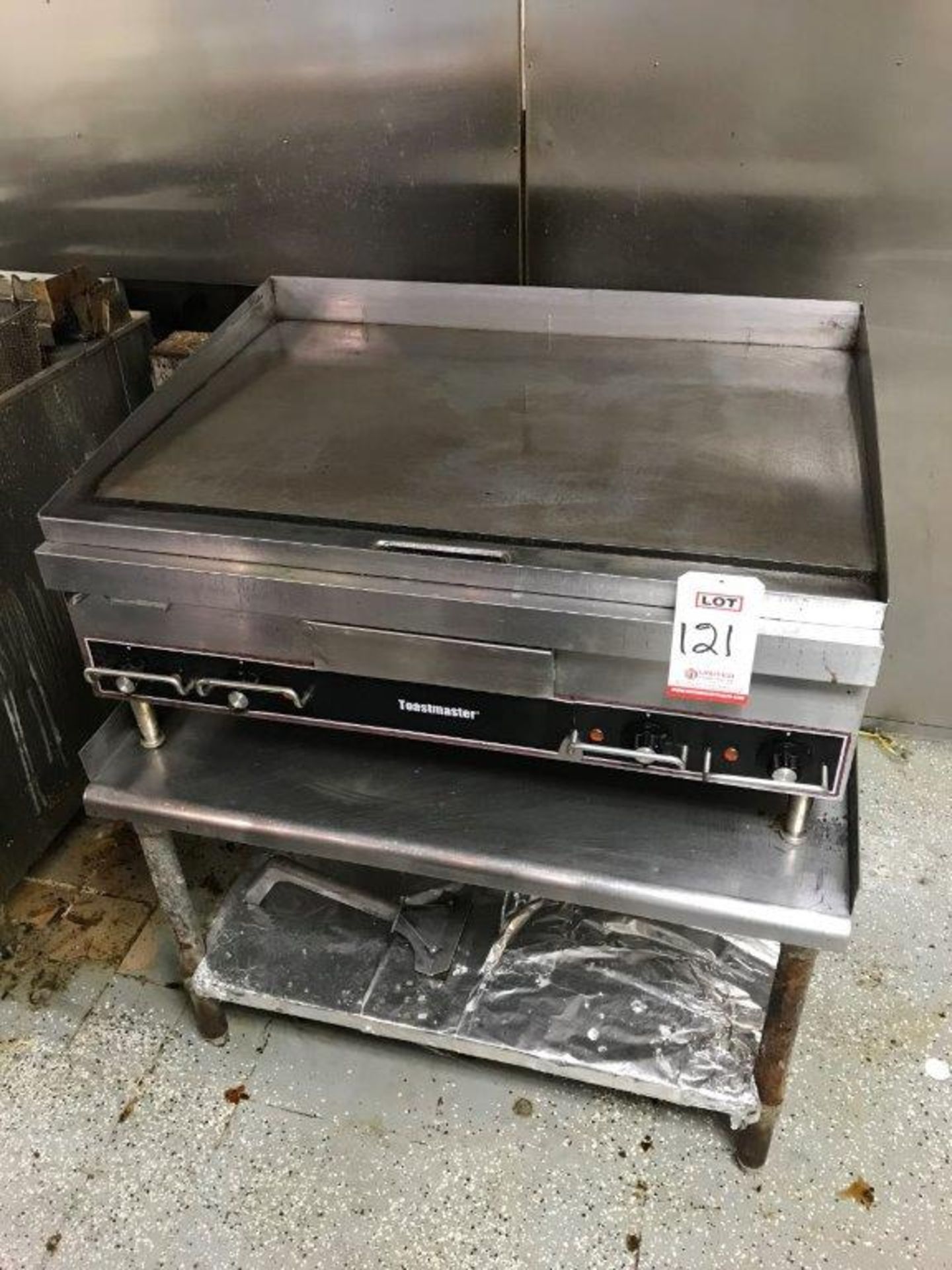 TOASTMASTER GRIDDLE, 24" X 36", 4 TEMPERATURE CONTROLS