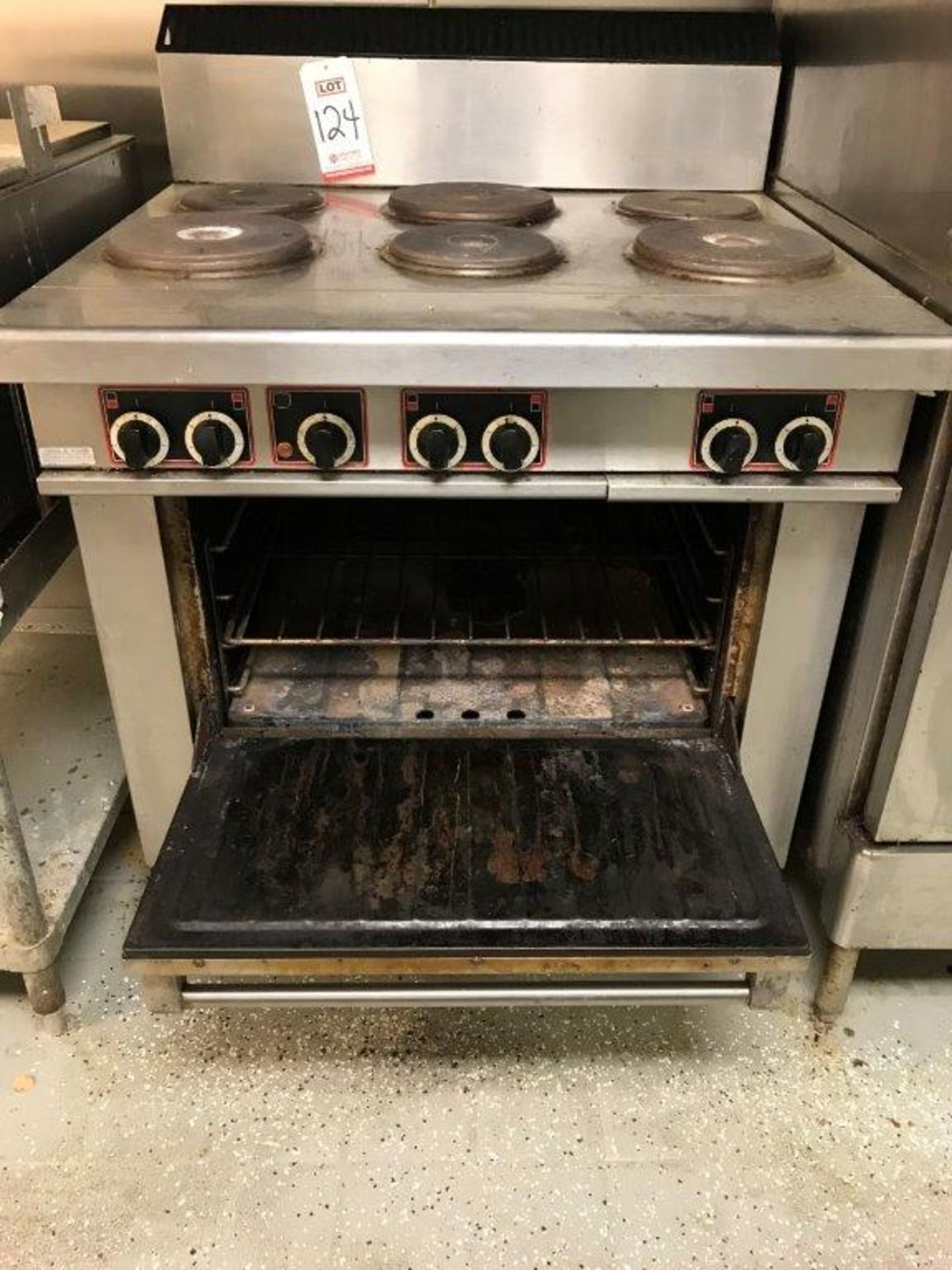 GARLAND 6-BURNER ELECTRIC COOK TOP, 36" X 36", W/ 24" X 20" OVEN COMPARTMENT - Image 2 of 2